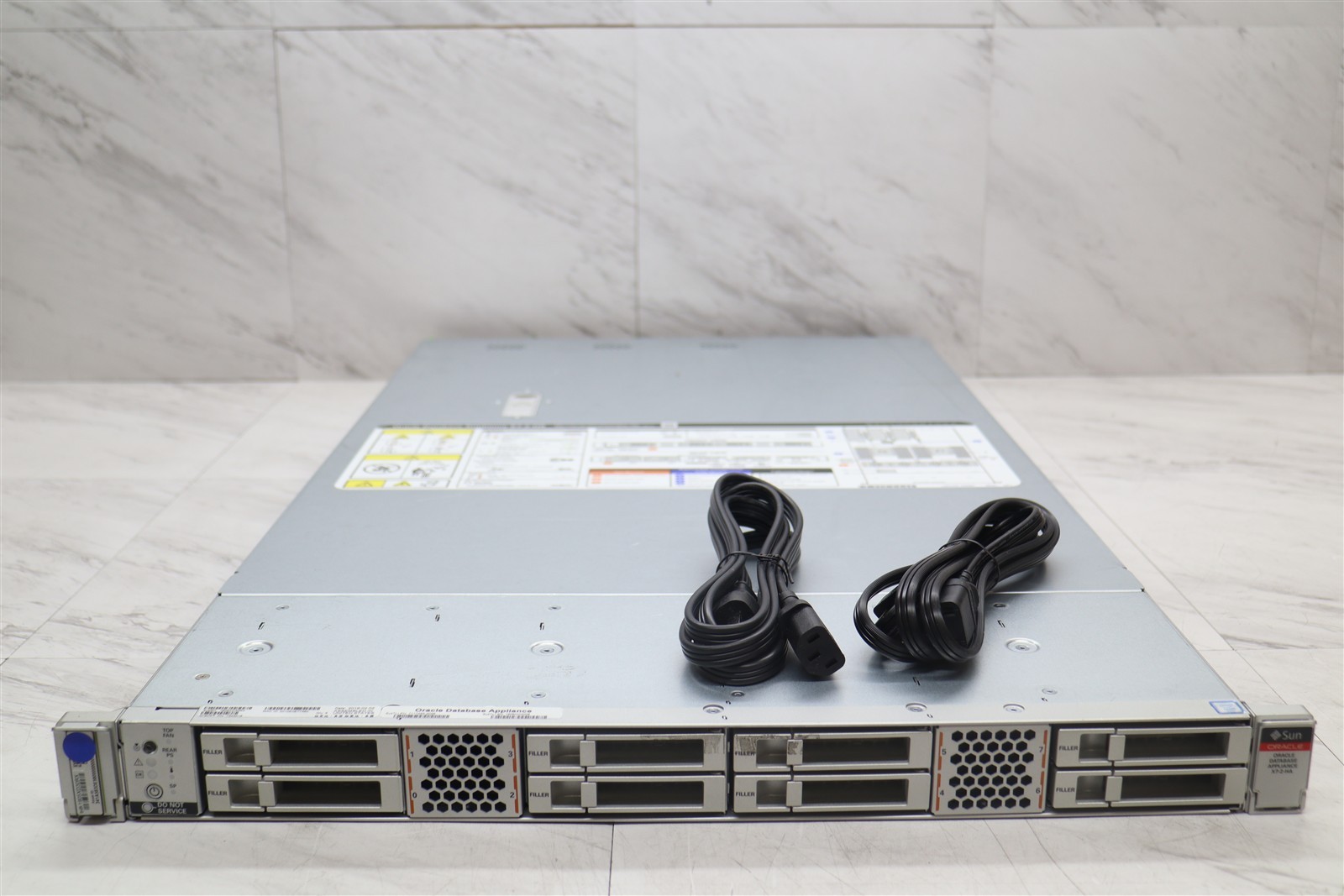 Sun Oracle X7-2 Server 2x Intel Xeon Gold 6140 2.3GHz Rackmount w/ Power Cables