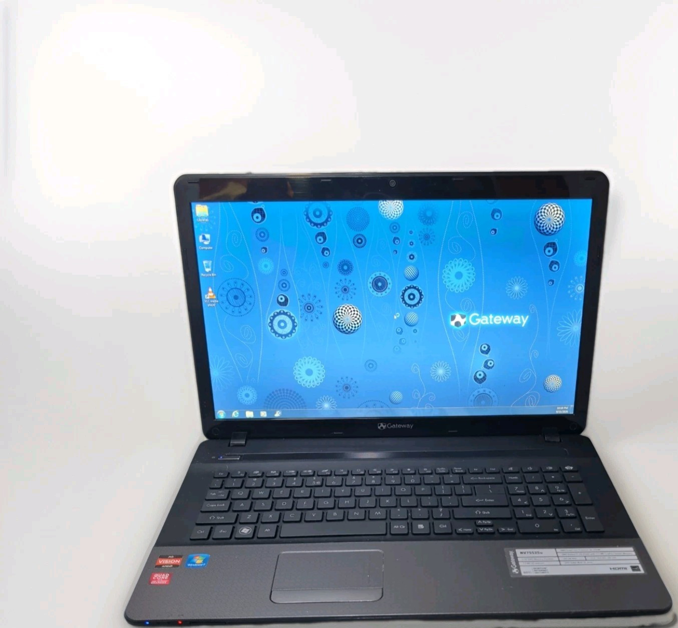 Gateway NV75S25u laptop Win7 Home Premium/4GB RAM/AMD A6-3420M/320GB HDD/17.3"