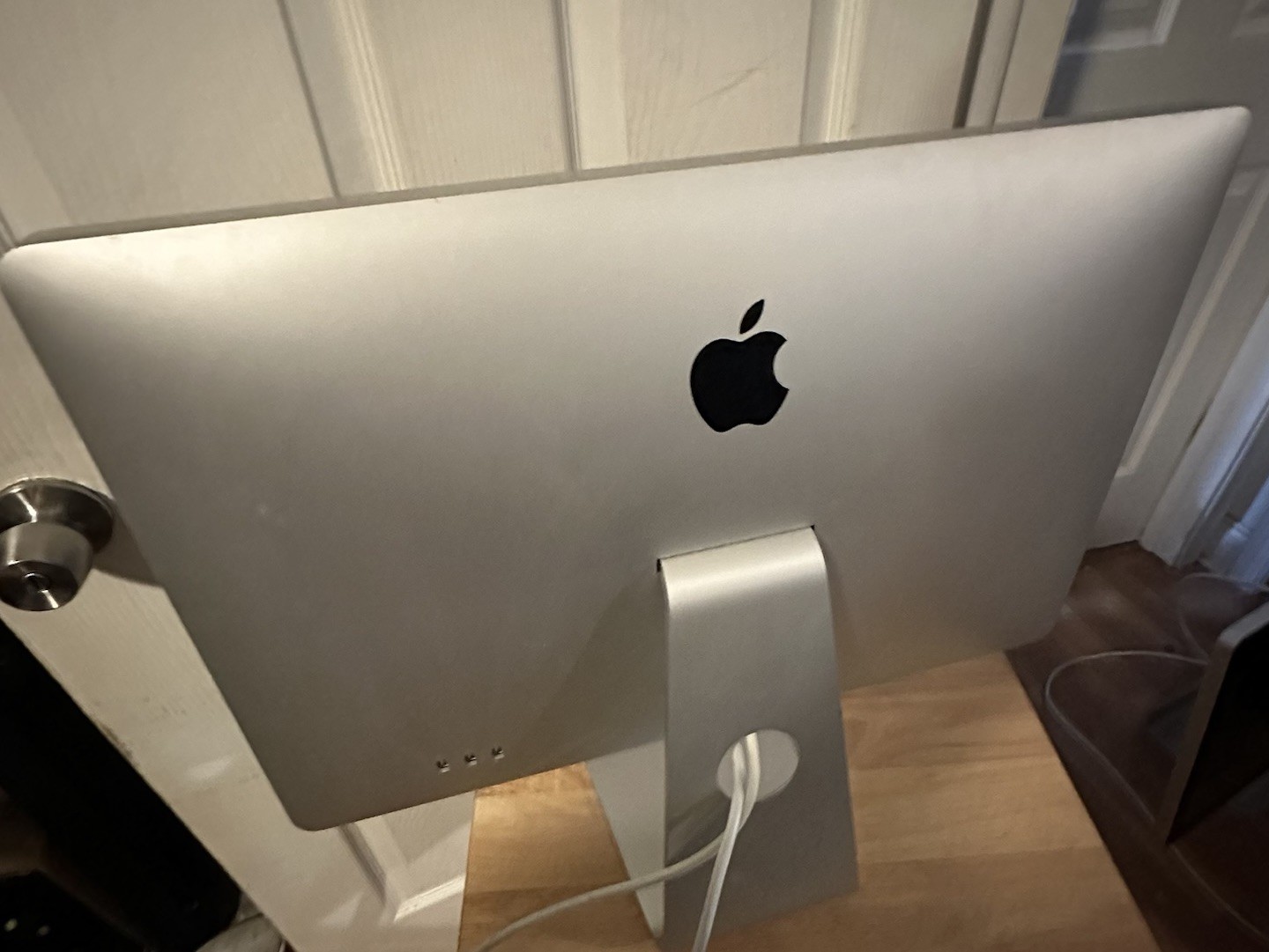 Apple A1267 24" Cinema Display LED Monitor 1920x1200 Tested With Cables