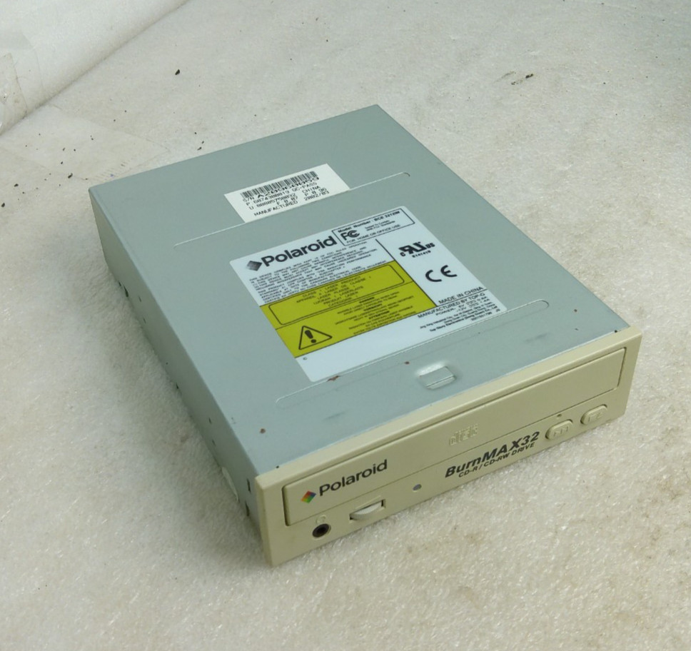 Polaroid BCE 3212IM Internal 5.25-inch Desktop PC Rewritable Optical Drive