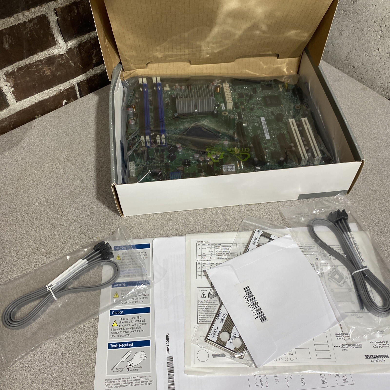 New In Box - Intel Server Board S3210SH motherboard for LGA775 CPUs S3210SHLC