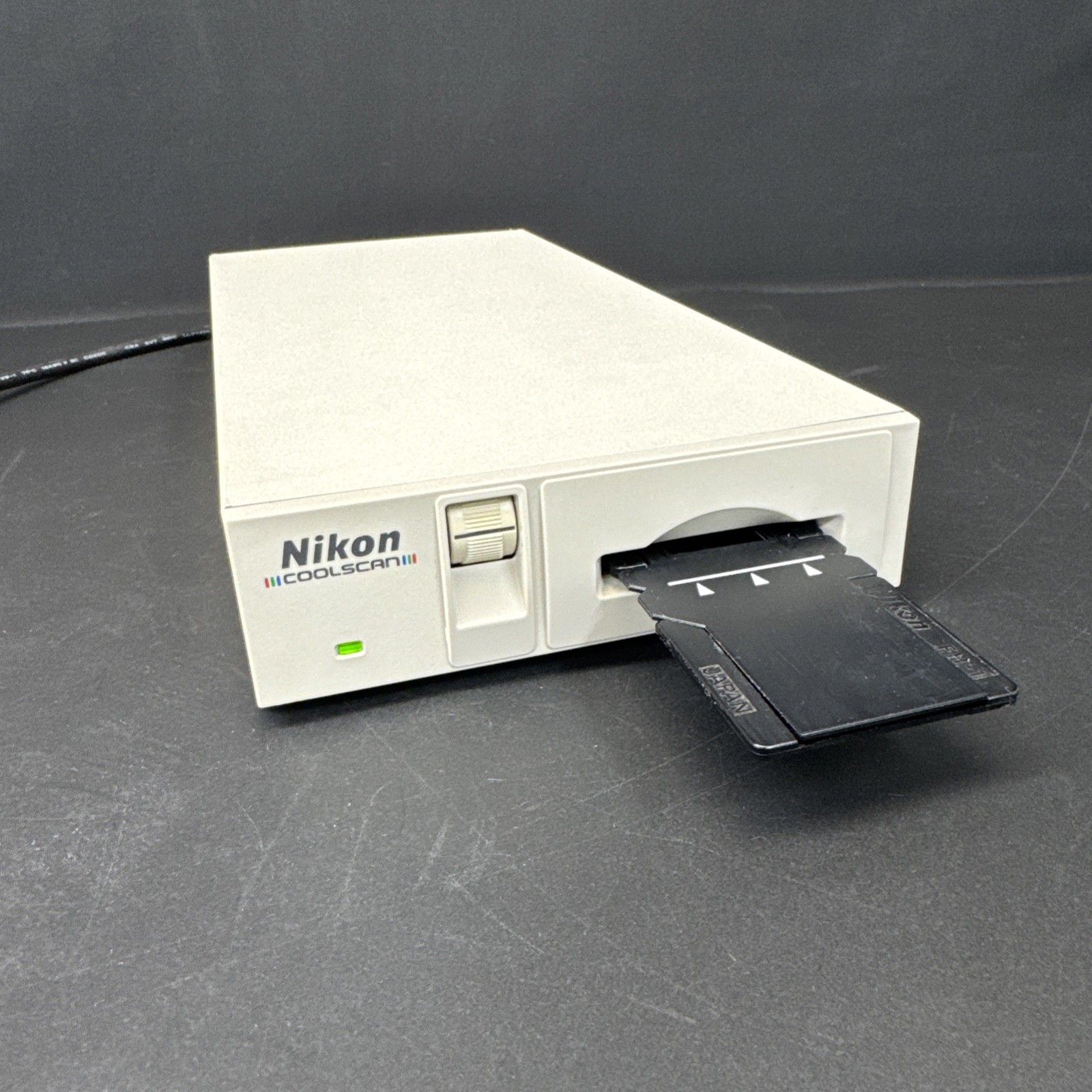 Nikon Coolscan LS-10E 35mm Film Slide Negative Scanner SCSI Powers On