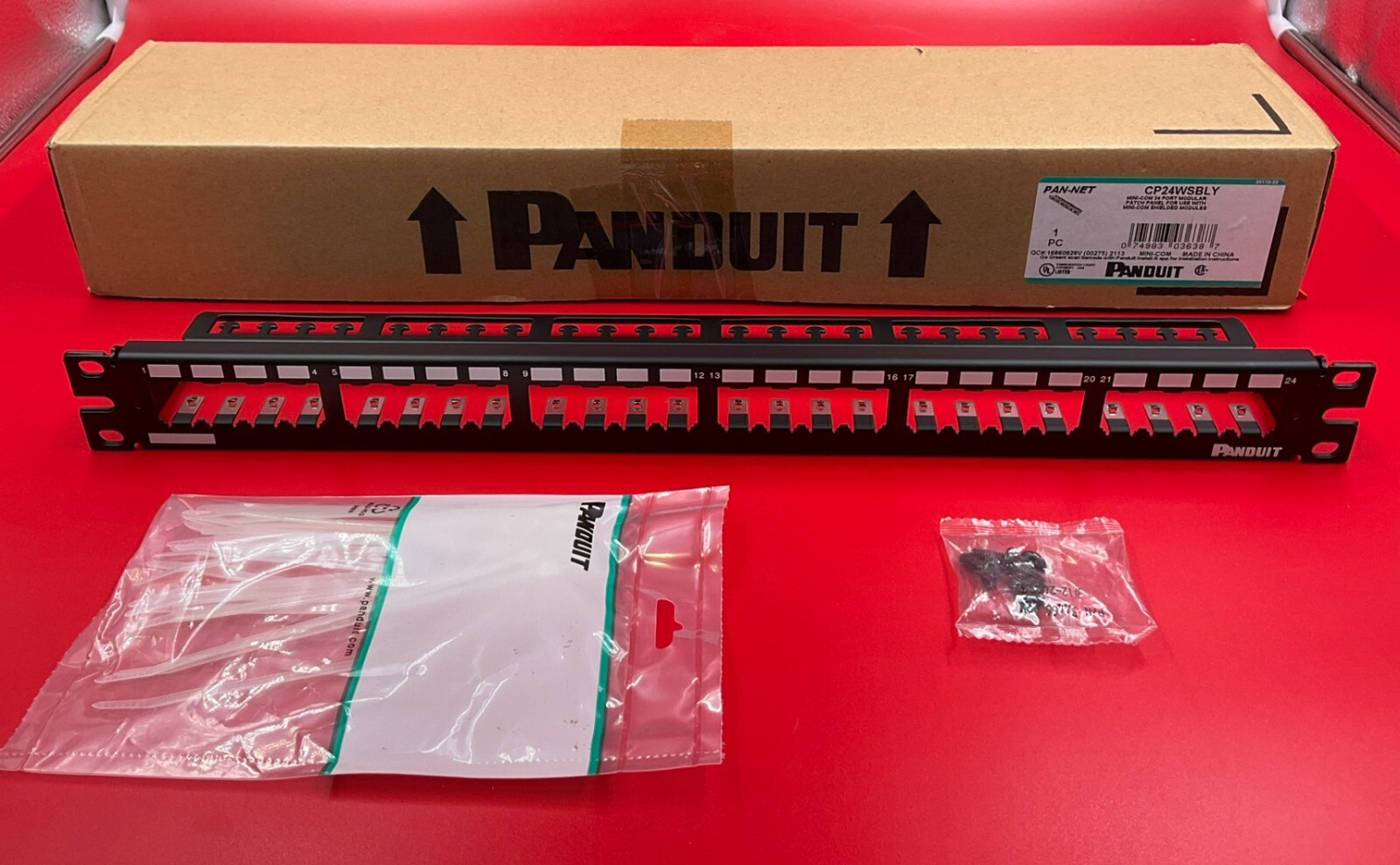 Panduit Pan-Net Flush Mounted Patch Panel CP24WSBLY ✅❤️️✅❤️️ NEW