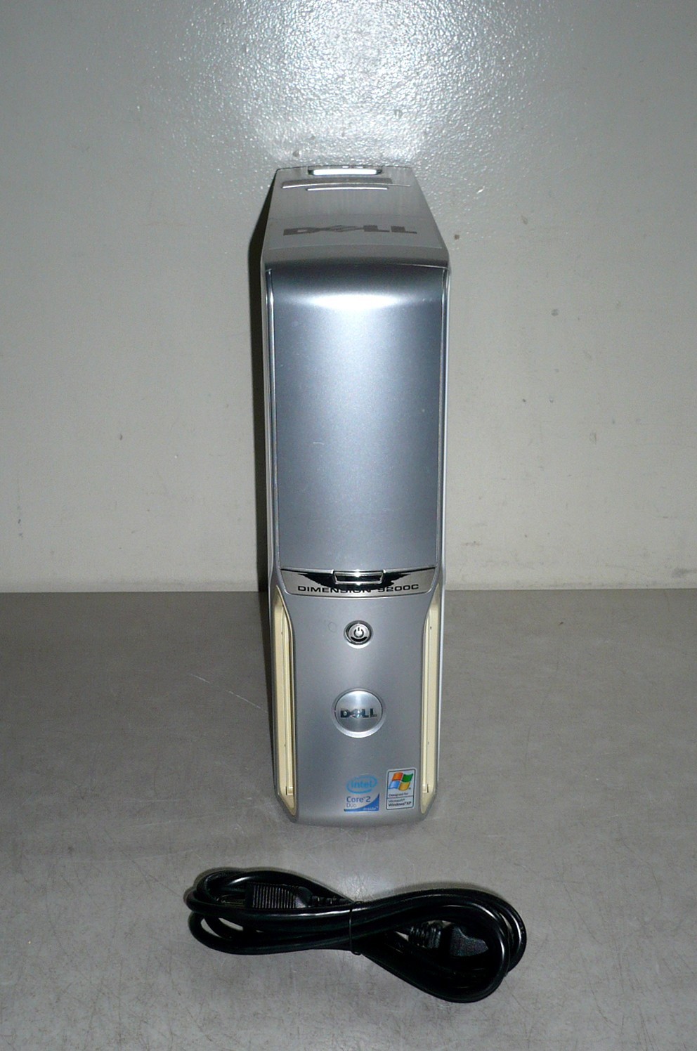 Dell Windows XP Pro x86 Dimension 9200C SFF Desktop PC Core2 2.13GHz/320GB/4GB