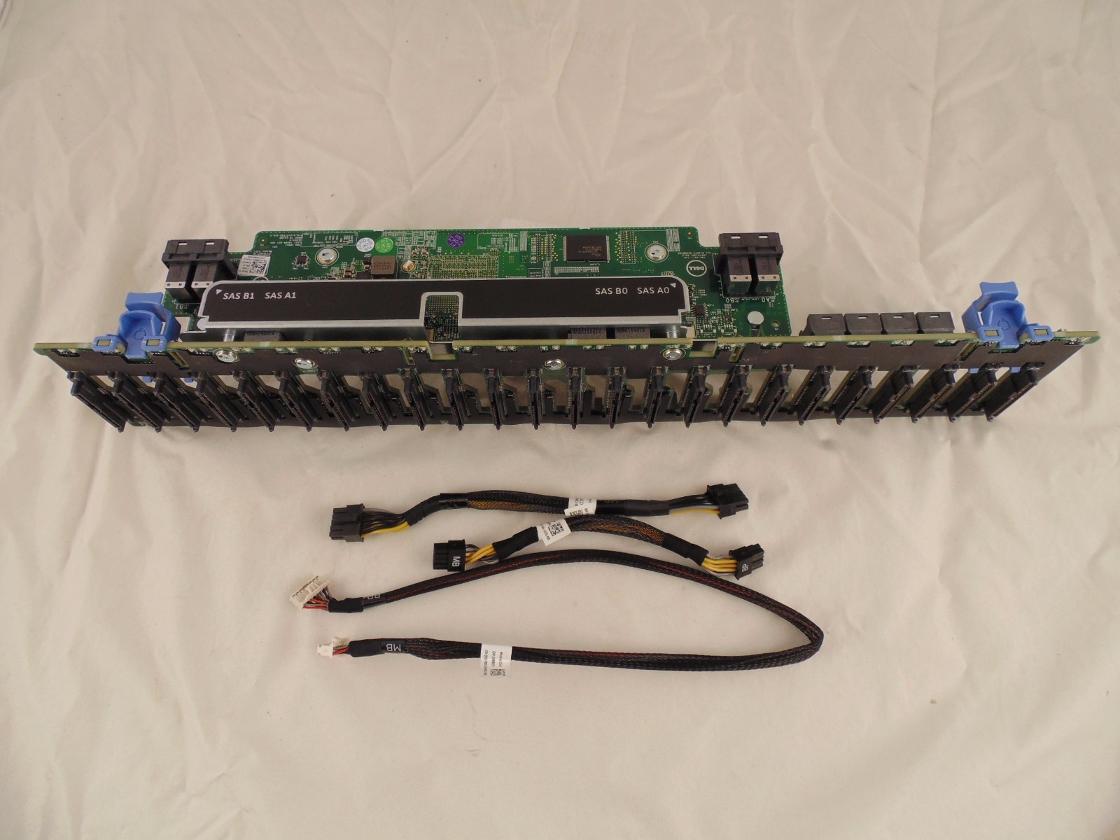 Dell 0PGP6R PGP6R 02RRVJ 2RRVJ R730xd PowerEdge 24bay SFF Backplane 16-2