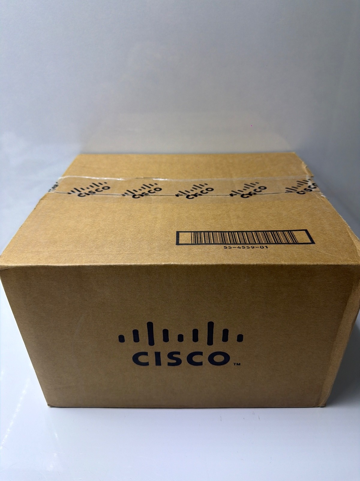 24 pcs of Cisco Aironet Dual Band Omni Antenna AIR-ANT2547V-N(1Box24pcs)