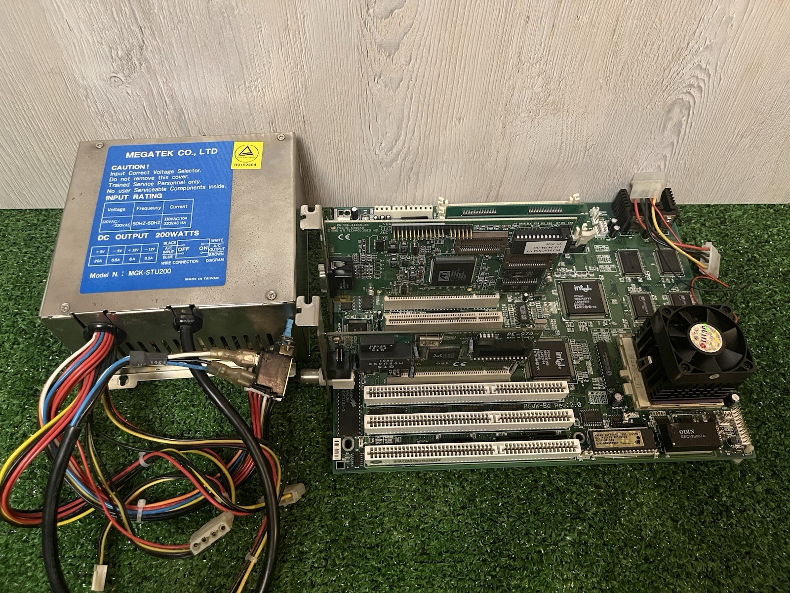 ECS P5VX-Be Socket 7 Vintage PC AMD K5-PR150 ISA PCI AT