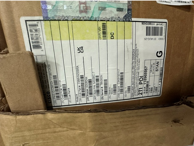 DS-C9396V-48EK9 CISCO MDS 9396V 64G 2RU FC switch, w/ 48 active ports, 3 F, 2 PS