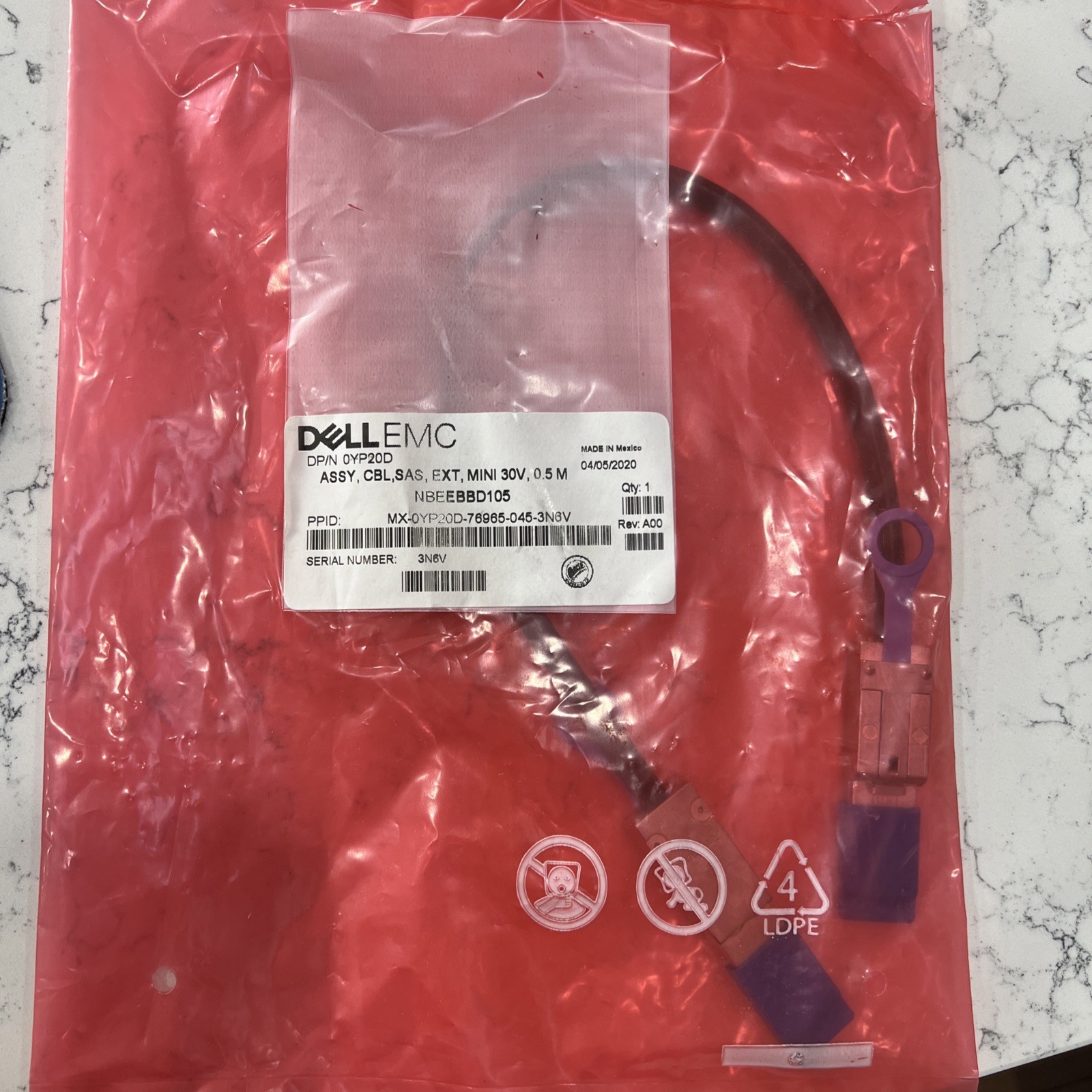 Dell CN-0YP20D Amphenol Stack Cable for PowerSwitch N2000/N3000 N3048 N3024