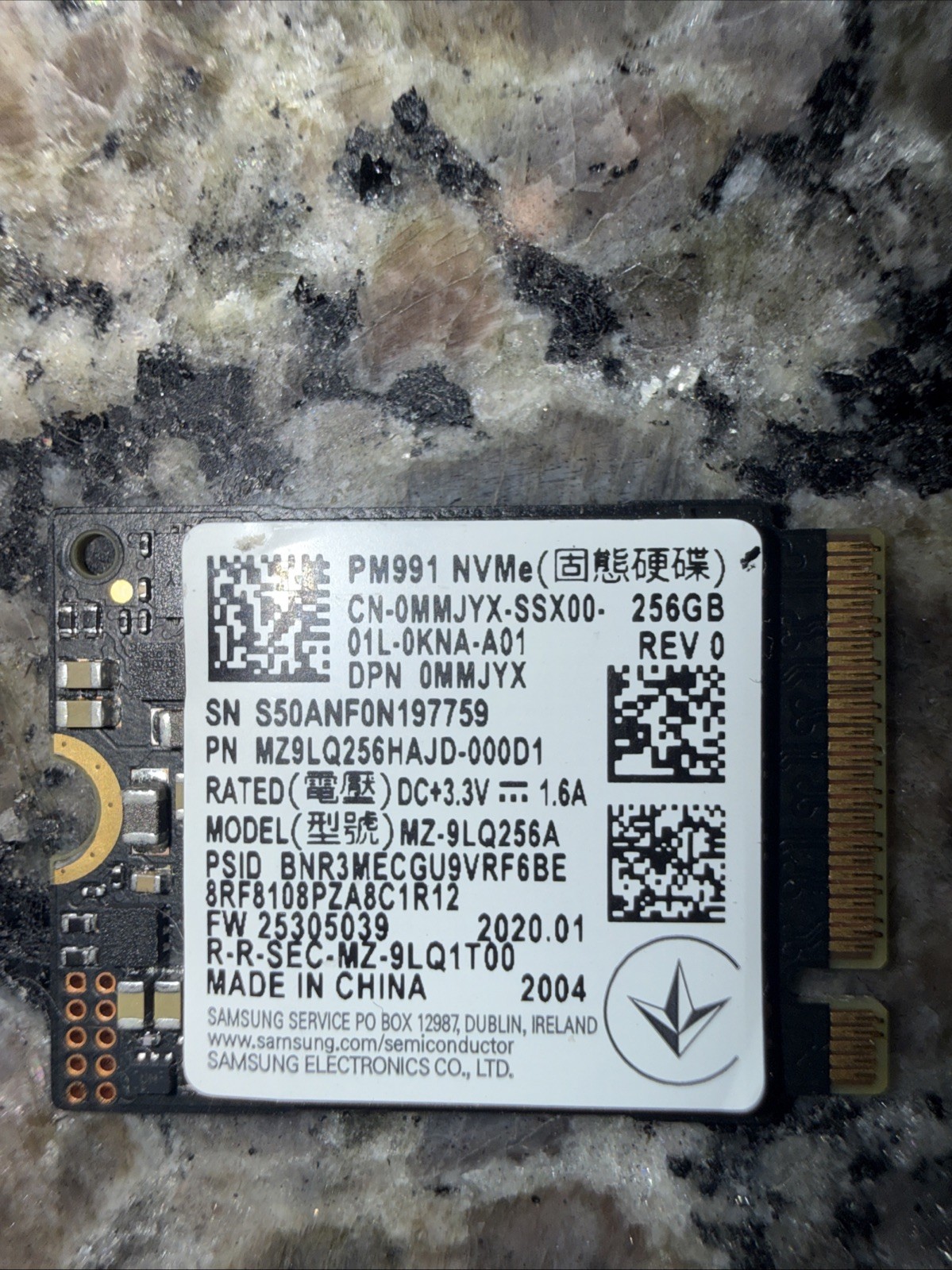 Samsung PM991a NVMe 256GB M.2 2230 PCIe Gen3x4 SSD 0VT6KM MZ9LQ256HBJD-00BD1