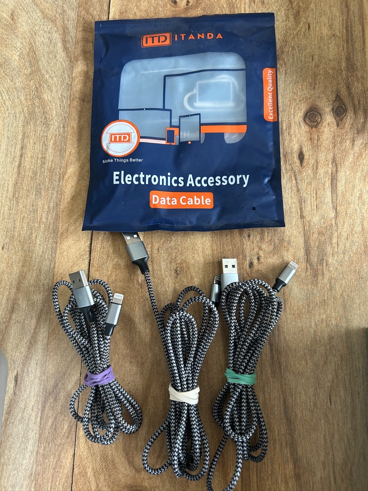 Lot of 3 – ITD Itanda USB 3.0 Micro Cable 6 ft – New, not in original Packaging