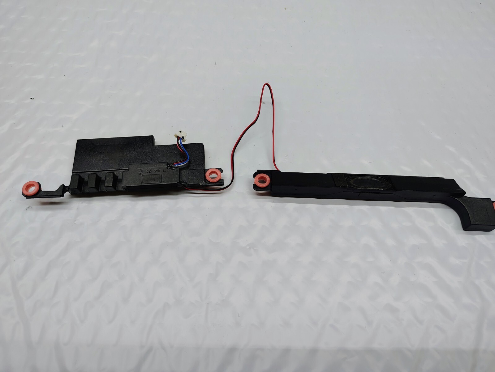 Speaker bar set  for HP 15 RTL8188 genuine HP part from non-working laptop
