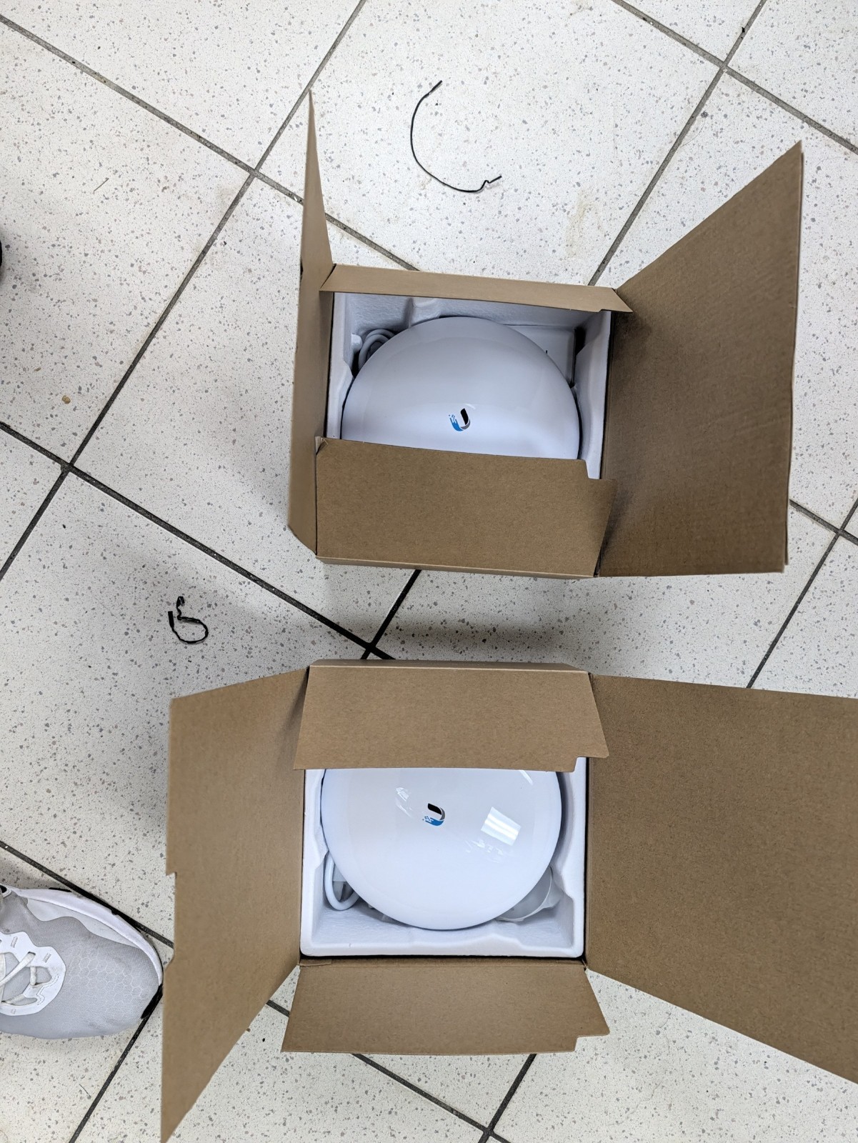 Ubiquiti UISP NanoBeam 5AC Gen2 NBE-5AC-Gen2-US 5GHz airMAX CPE Open Box Kit