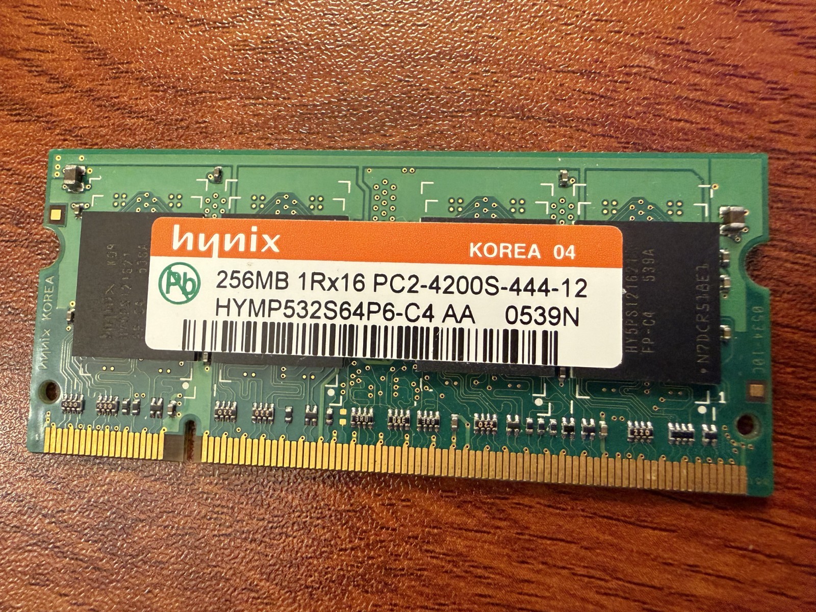 Hynix 256 MB SODIMM DDR2 RAM Stick For Laptops (HYMP532S64P6-C4)
