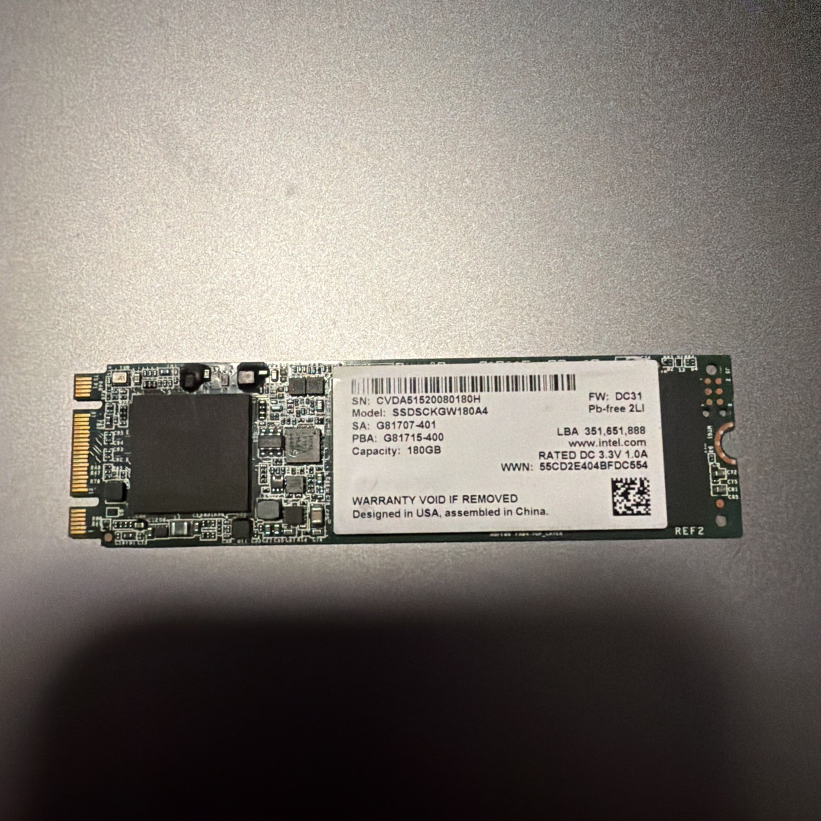 180GB SSDSCKGW180A4 Solid State Drive