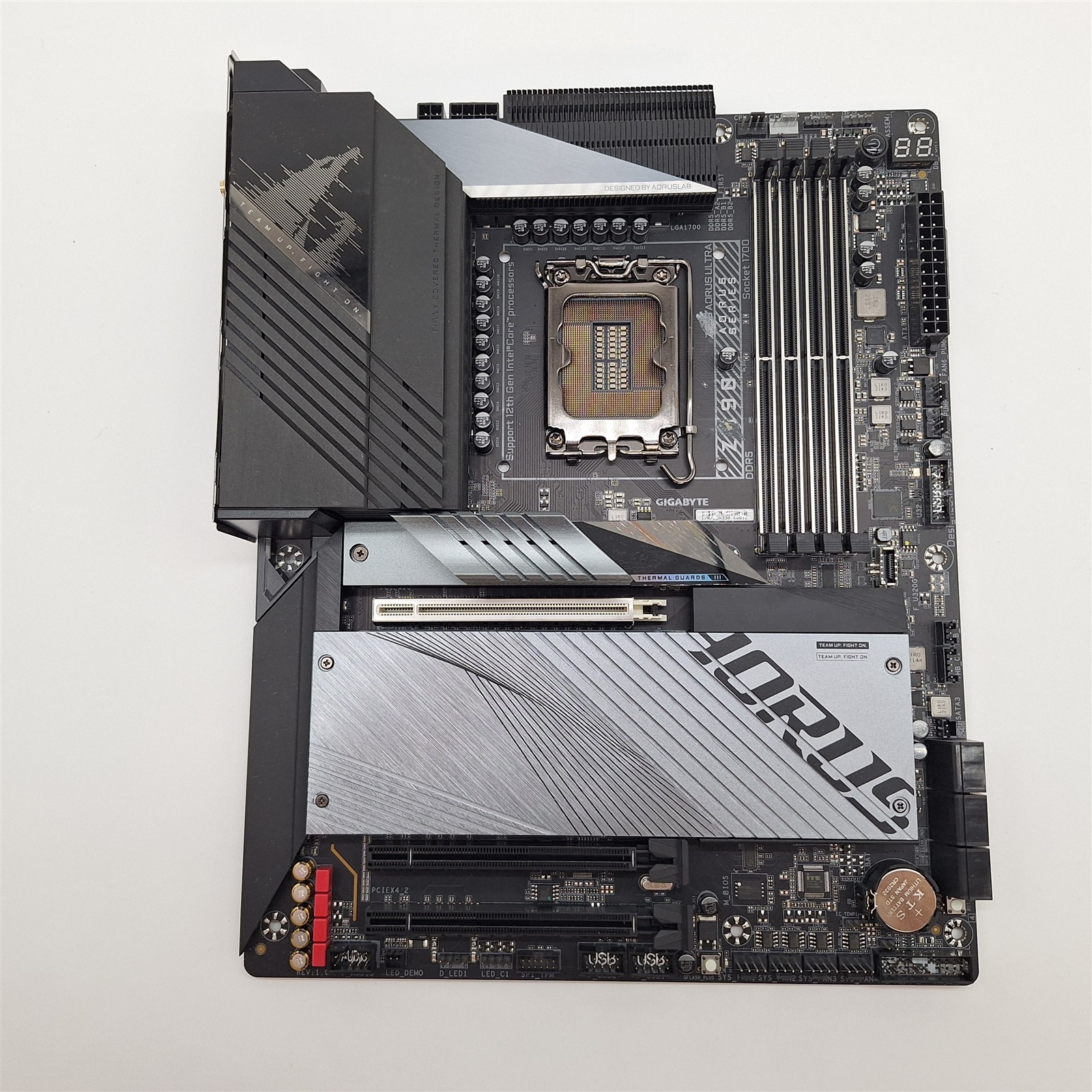 GIGABYTE Z690 AORUS ULTRA (LGA 1700/ Intel Z690/ ATX/ DDR5/ Gaming Motherboard)