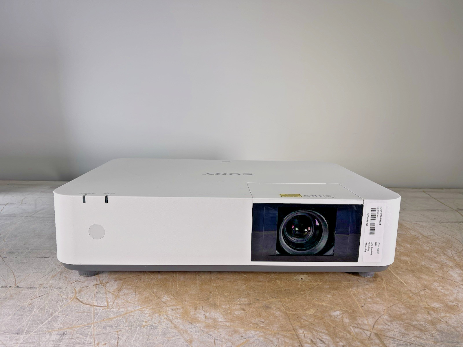 SONY VPL-PHZ10 WUXGA 3LCD LASER DATA PROJECTOR - (FOR PARTS)