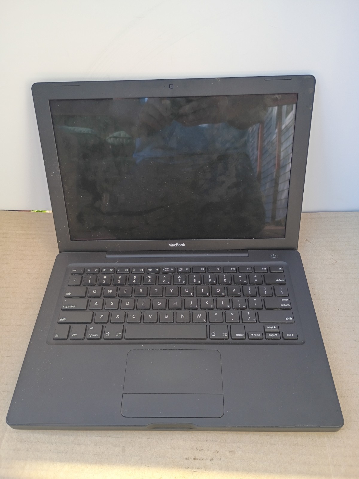 Vintage Black Apple MacBook 13.3" A1181 Laptop - NO BATTERY - FOR PARTS REPAIR