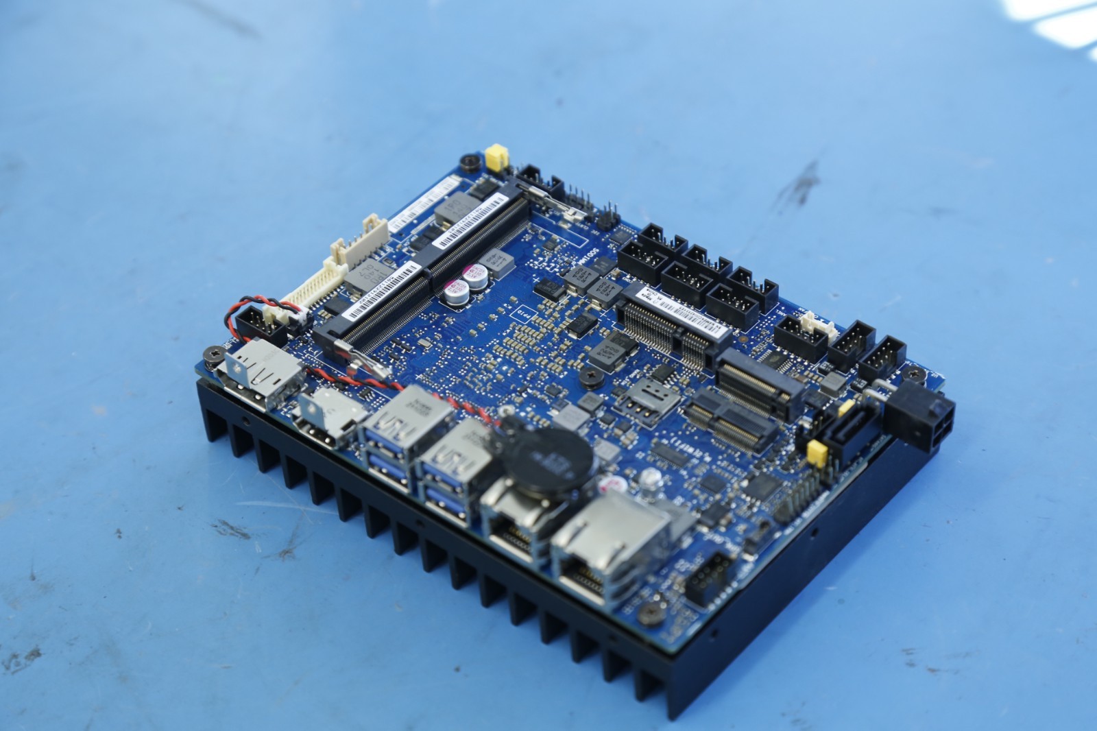 ASUS C786ES-IM-AA 3.5" SBC Embedded Motherboard w/ Intel Core i7-8665UE CPU