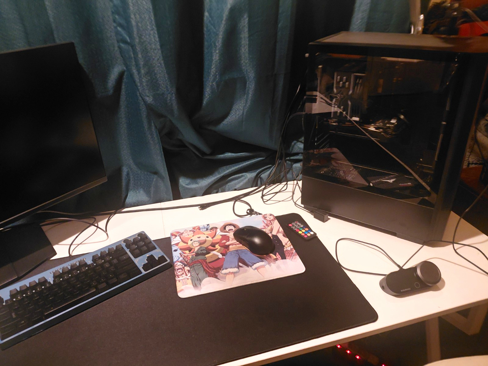 Gaming PC  Selling Because Im Moving And Also Everything Desk Chair Headset All
