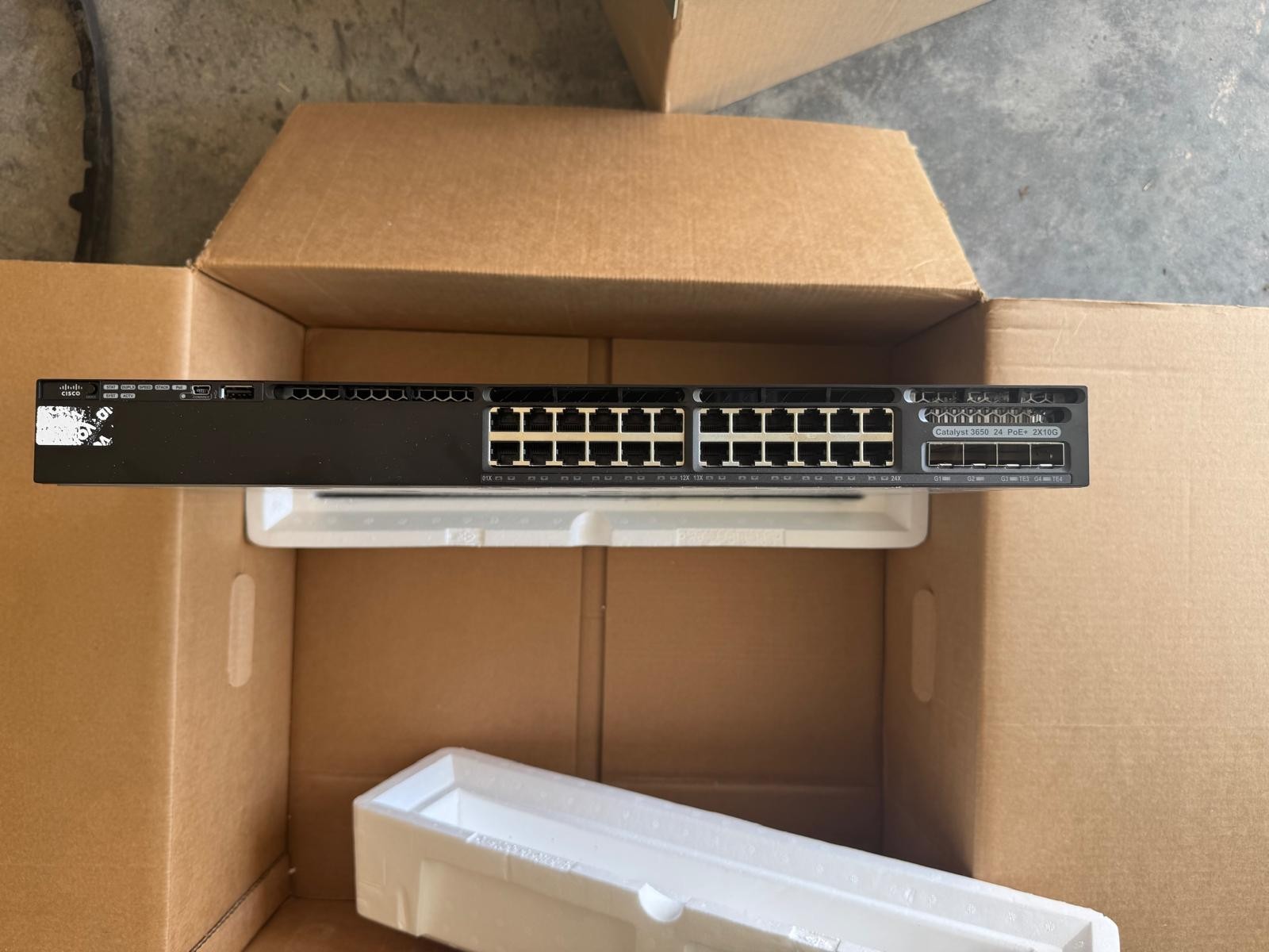 Cisco Catalyst 3650 24-Port PoE+ Switch 2x10G Uplinks Tested Working