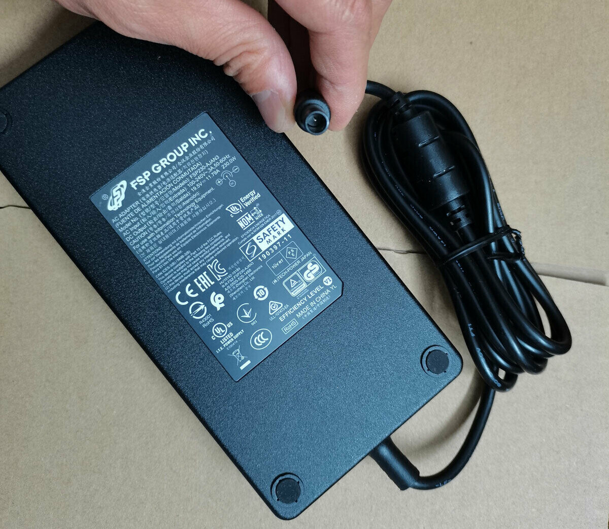 NEW Genuine FSP 230W 19.5V 11.79A FSP230-AJAN3 7.4mm Adapter For MSI/ASUS Laptop