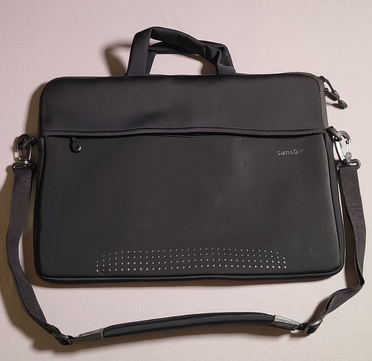 Samsonite Soft Black Nylon Laptop Shoulder/Messenger Bag - Padded Sleeve