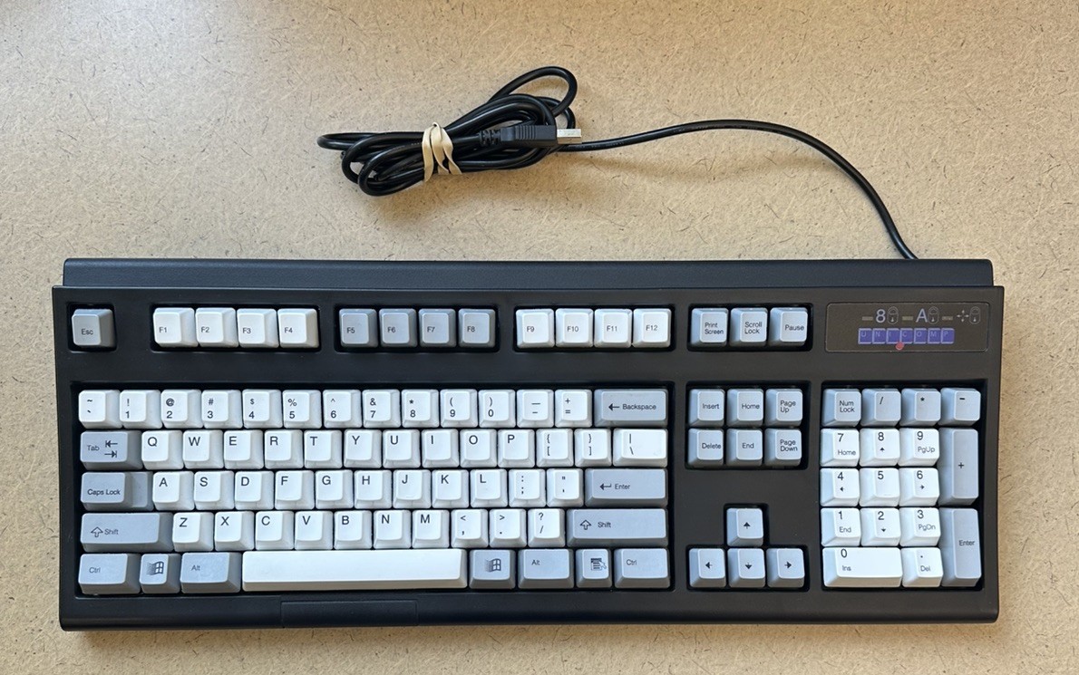 Unicomp Model M Buckling Spring Keyboard USB UB40P4A