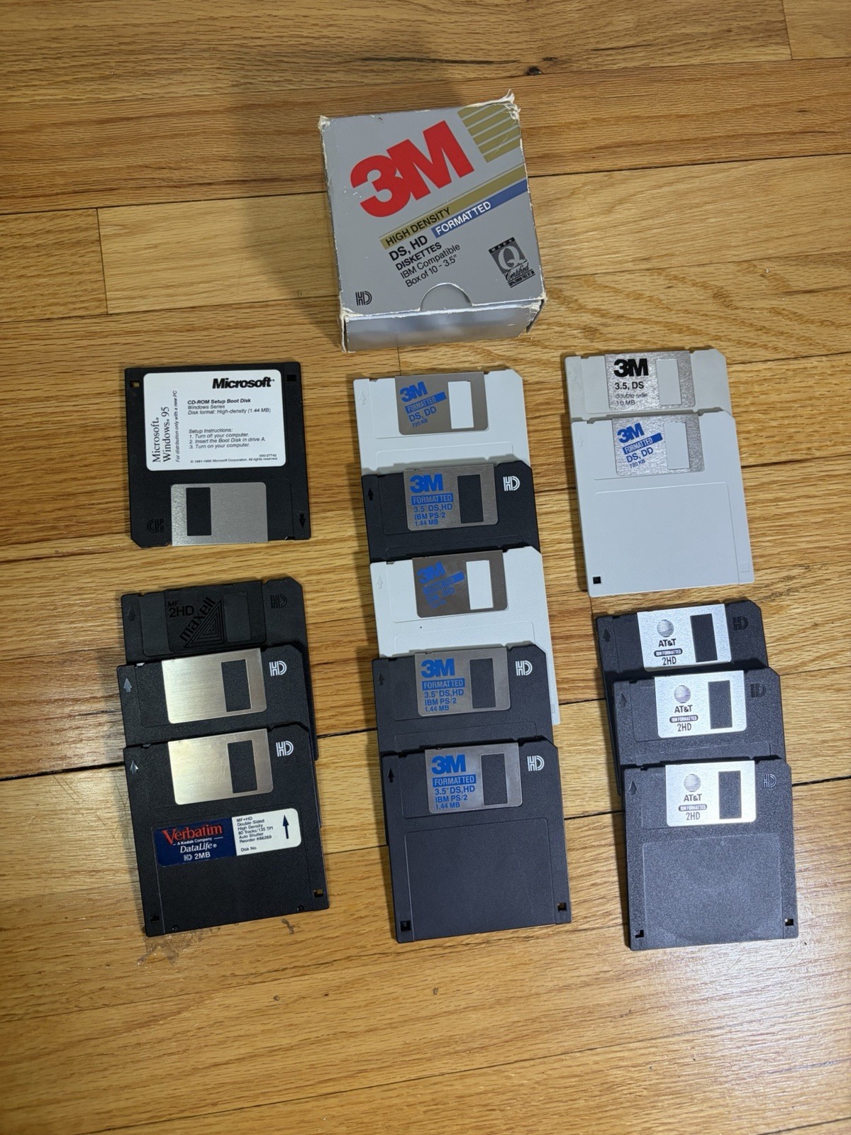 Microsoft 95 Windows Boot Disk + Lot Of 13 3.5”Floppy Discs 3M, Verbatim, AT&T