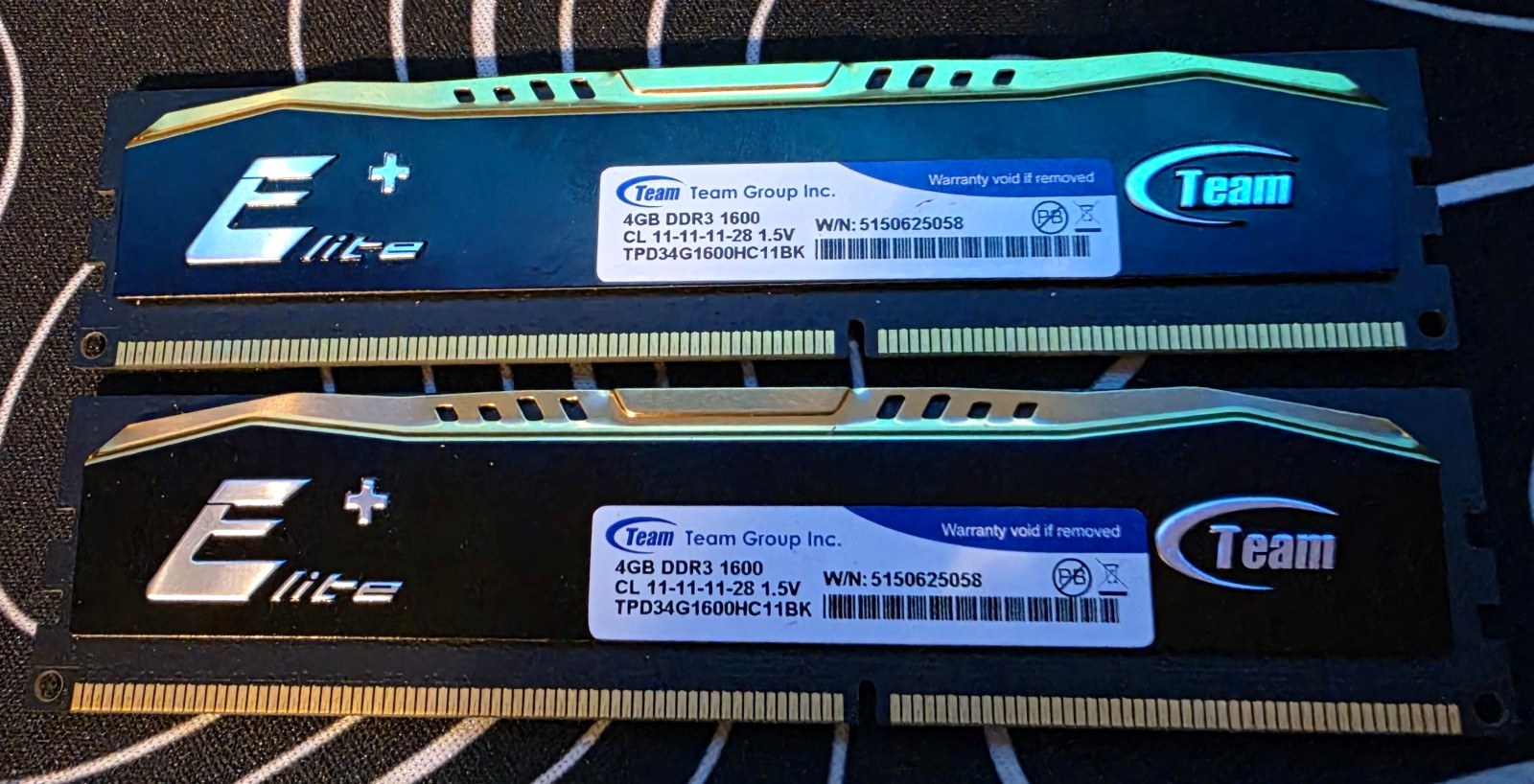 Team Group Elite Plus 8GB (2x4GB) DDR3 1600 DIMM 240-Pin RAM