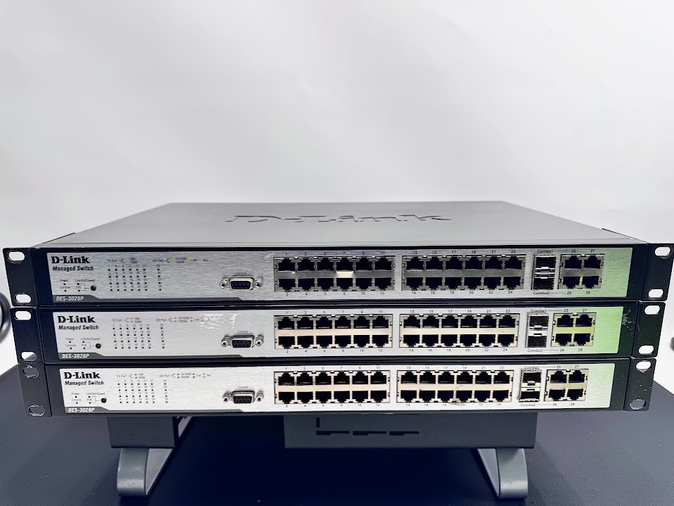 Lot of 3 D-Link DES-3028P Fast Web Smart PoE Managed Switch w/Rack Ears