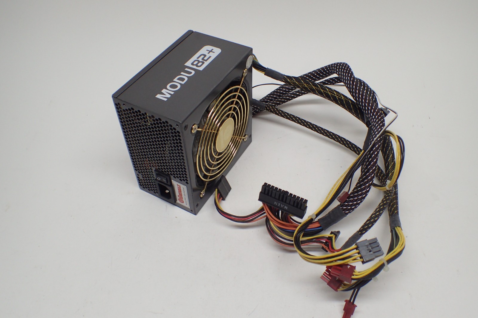 Enermax MODU82+ EMD625AWT 625W Semi Modular ATX Power Supply