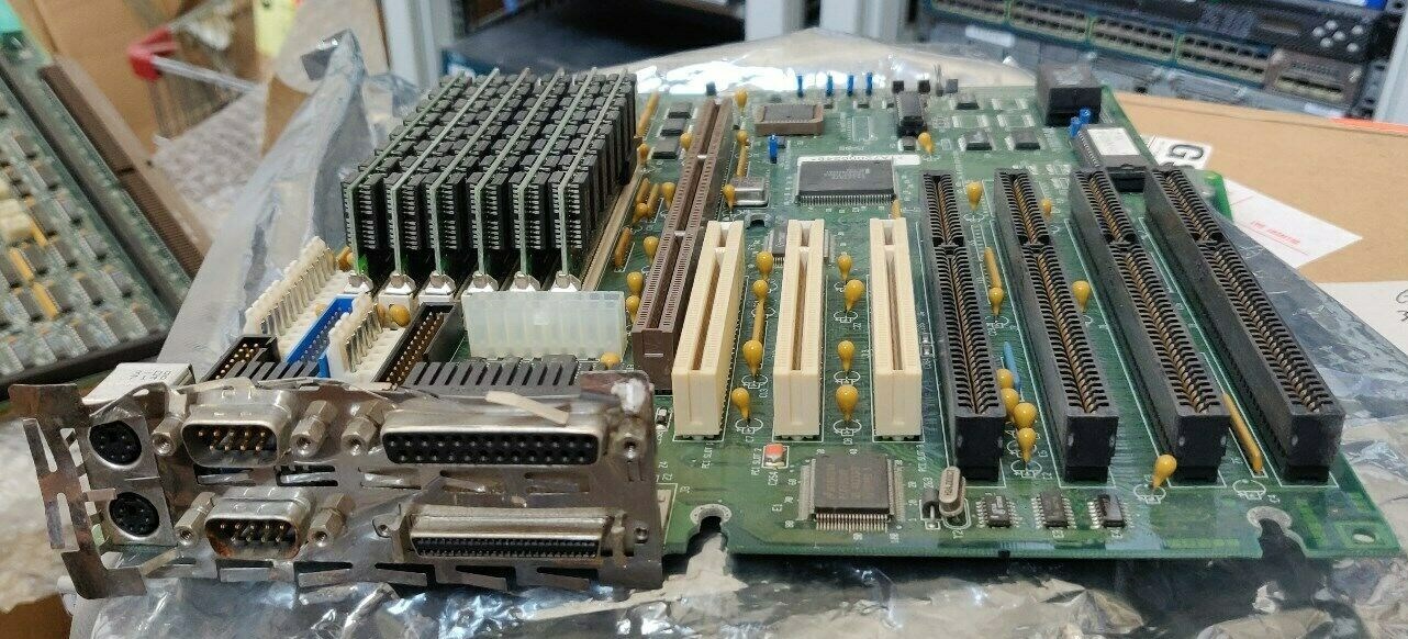 DEC 54-23572-01 50-23571-01 AlphaStation 400 MainBoard w/ 2x 32MB & 4x 16MB EDO