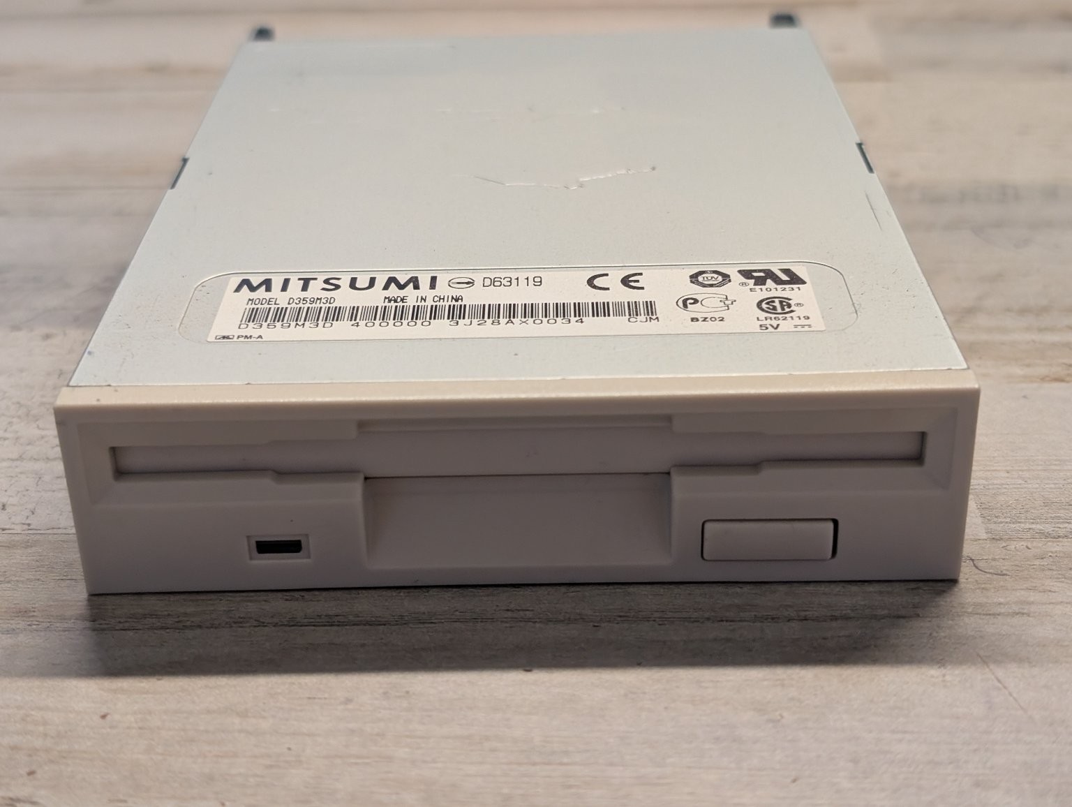 Mitsumi D359M3D Floppy Disk Drive 3.5 inch Vintage PC w Beige Faceplate