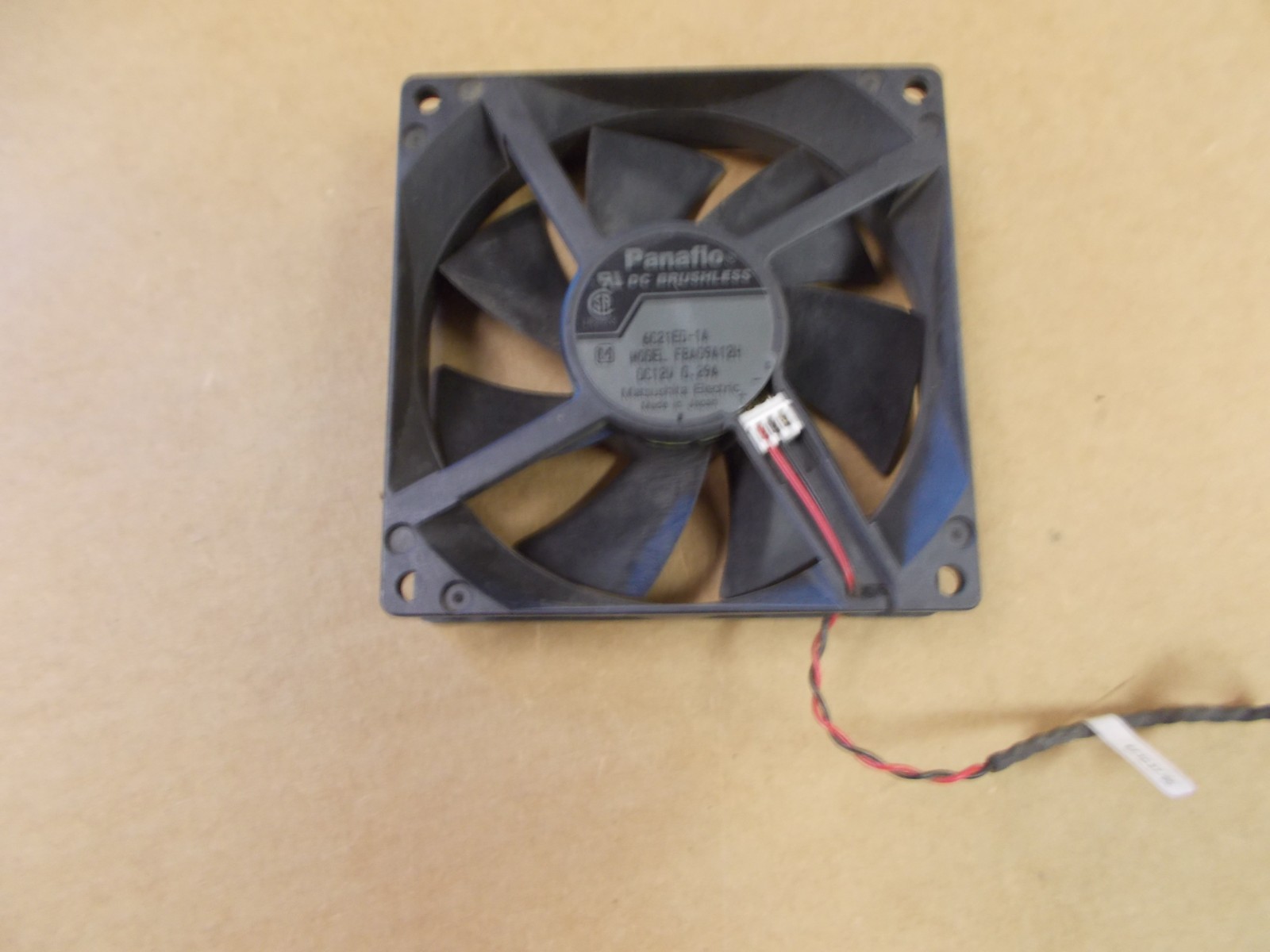 HP A4200-62030 2-wire fan Panaflo FBA09A12H DC12V 0.29A
