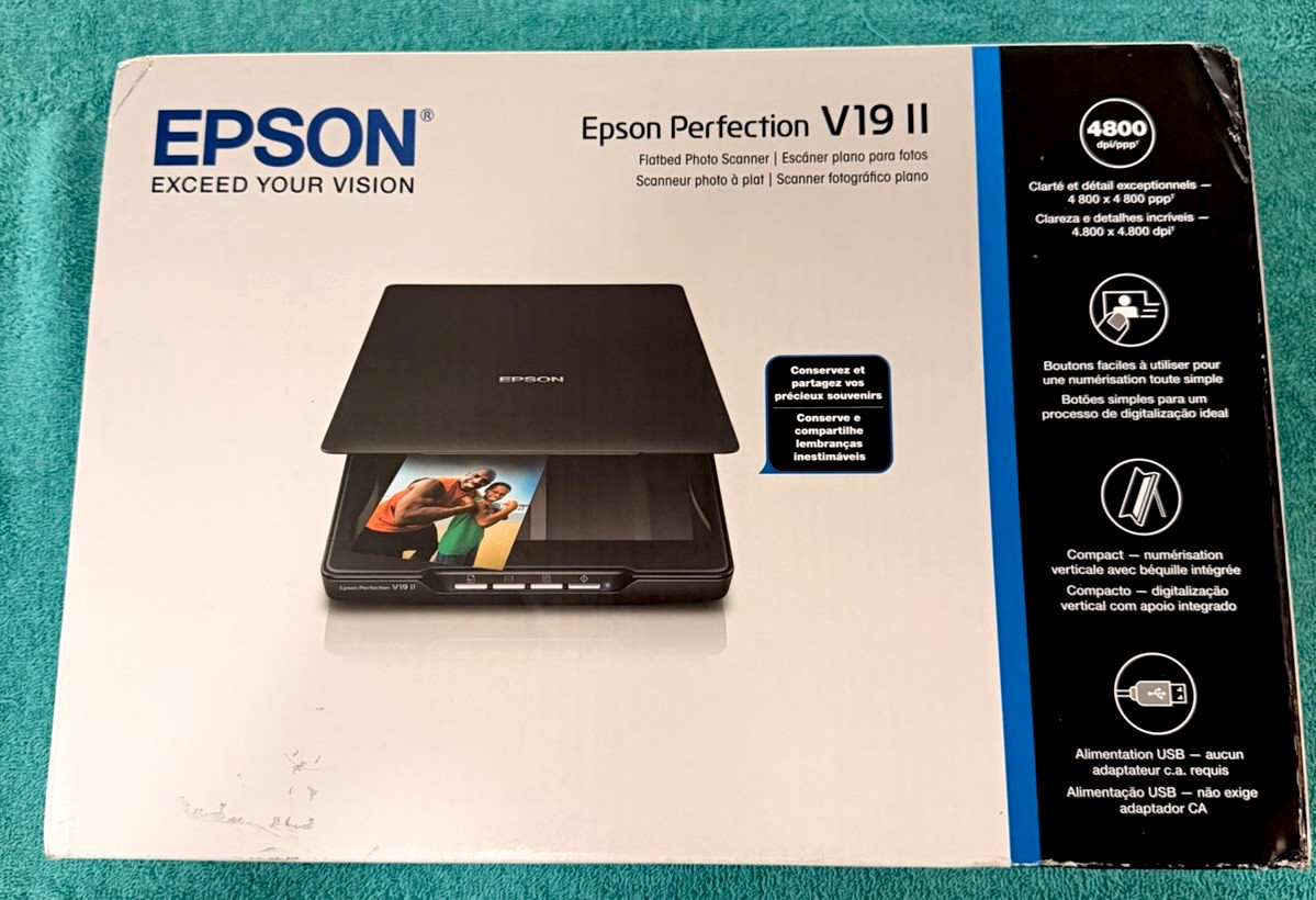Epson Perfection V19 II Flatbed Scanner 4800x4800 DPI 48-Bit USB Powered A4