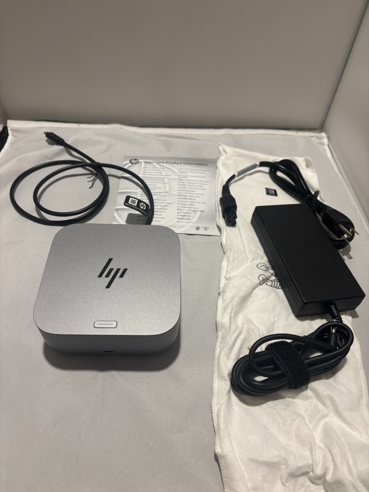 HP Thunderbolt 4 100W G6 Dock Laptop Docking Station (9X472UT#ABA) | Silver