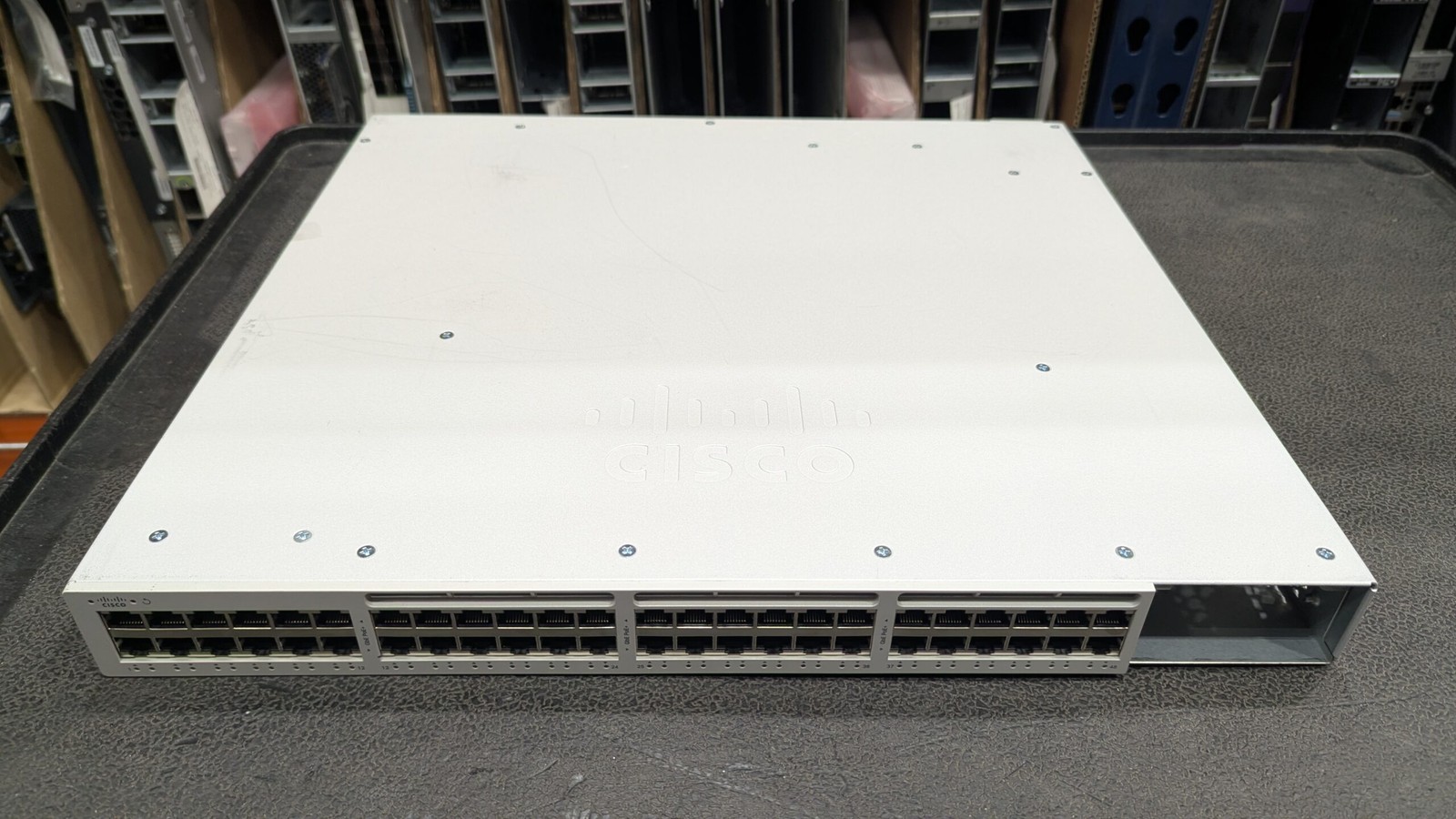 Cisco Meraki MS390-48P-HW 48-port Gbe PoE+ switch - Unclaimed