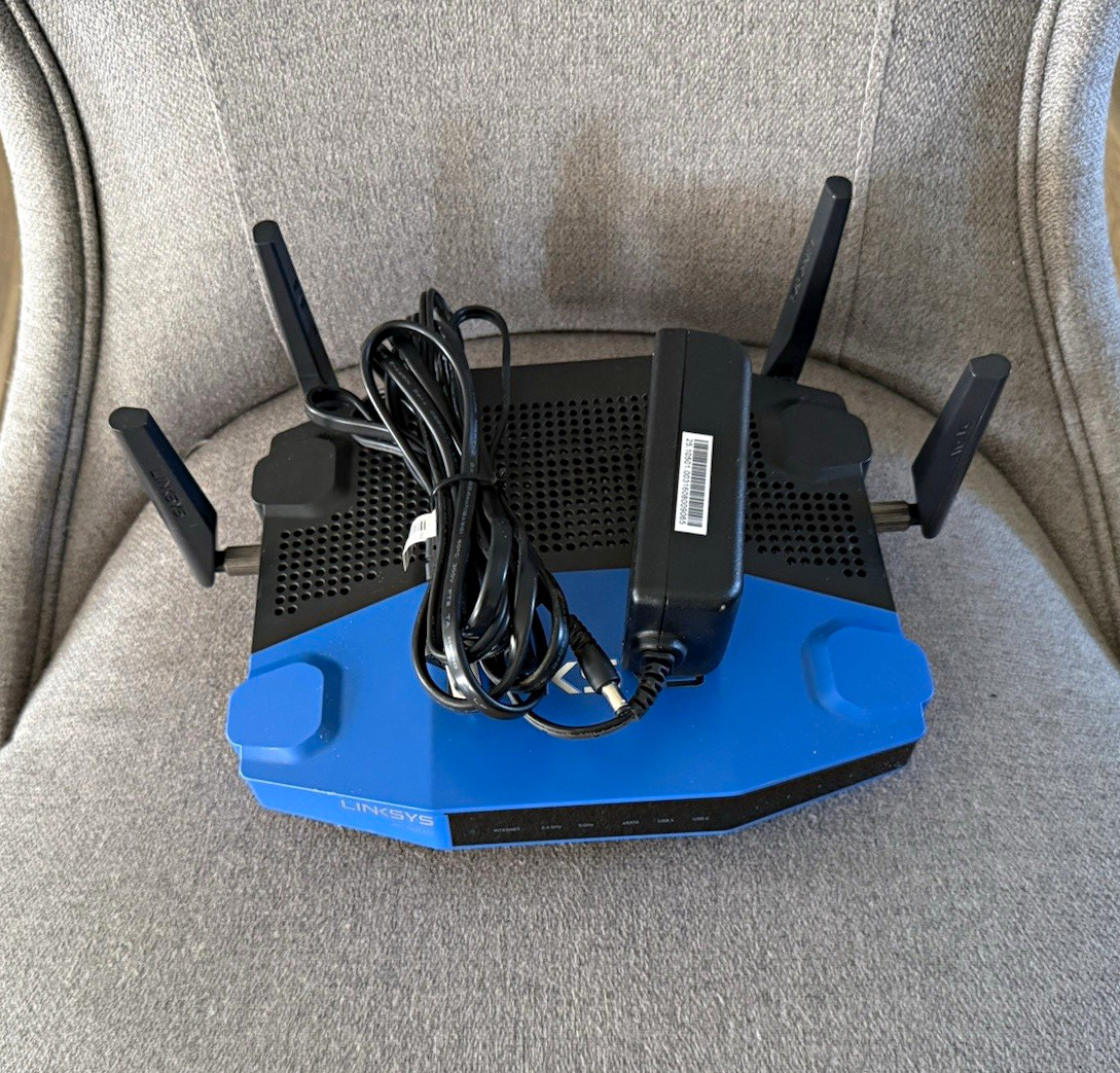 Linksys WRT ACS 1900 router