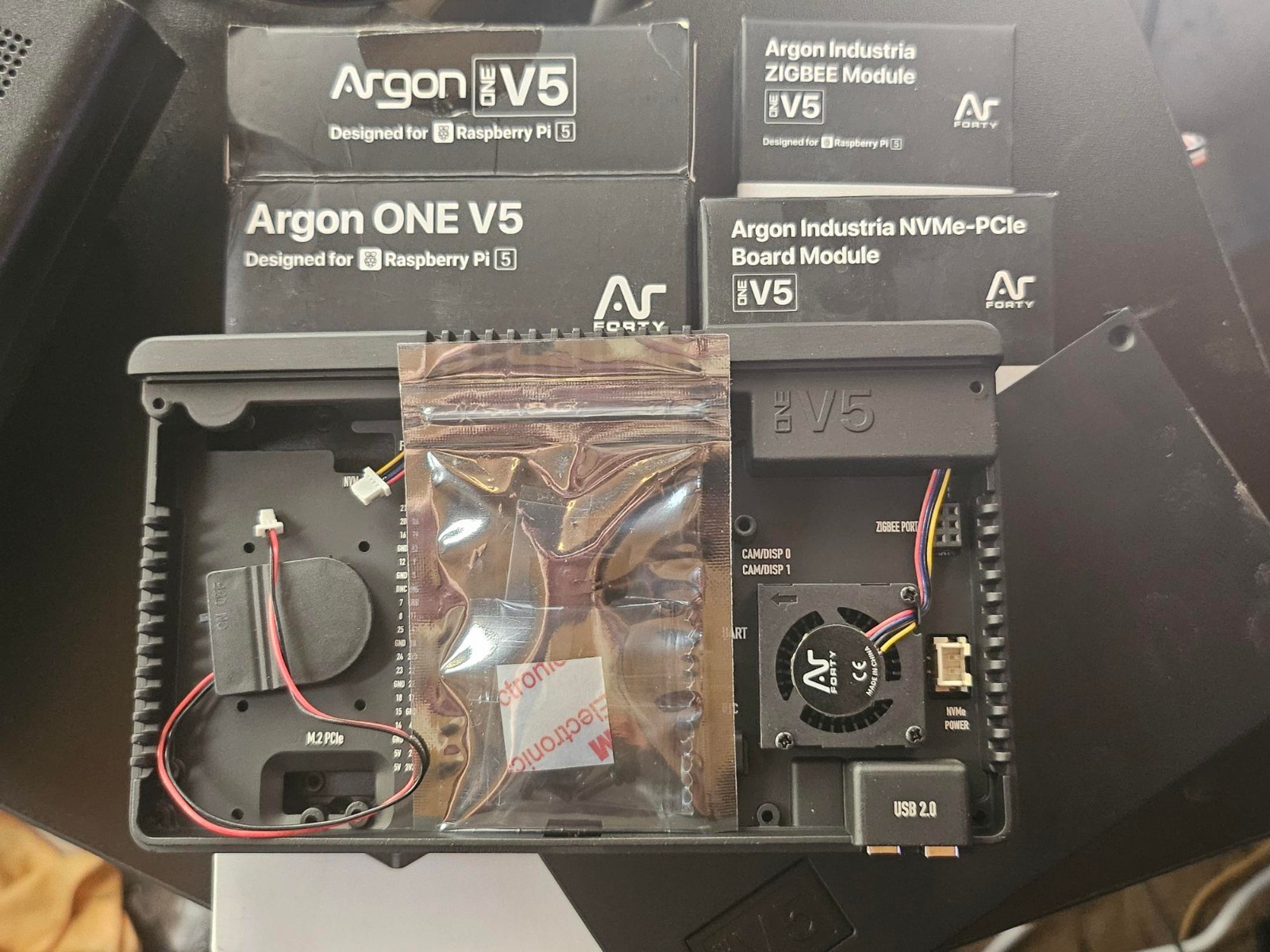 Argon ONE V5 PACKAGE DEAL dual M.2 NVMe, Zigbee,+, Case for Raspberry Pi 5