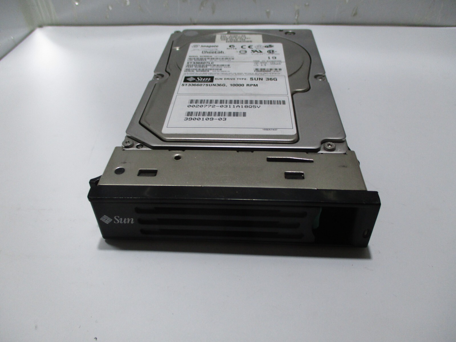 Sun 390-0109-03 36GB Hard Drive SCSI Seagate ST336607LC