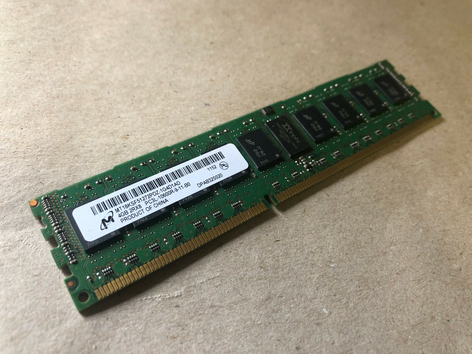 RAM Memory Dell T610 E03S 0F4CJP MT18KSF51272PDZ-1G4D1AD 4GB