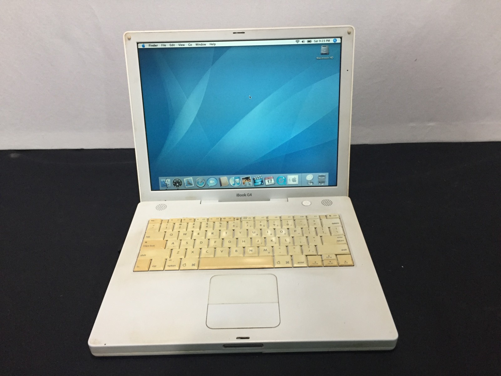 Apple iBook G4 12.1" 1.2GHz PowerPC 512MB RAM Mac OS X Tiger DVD