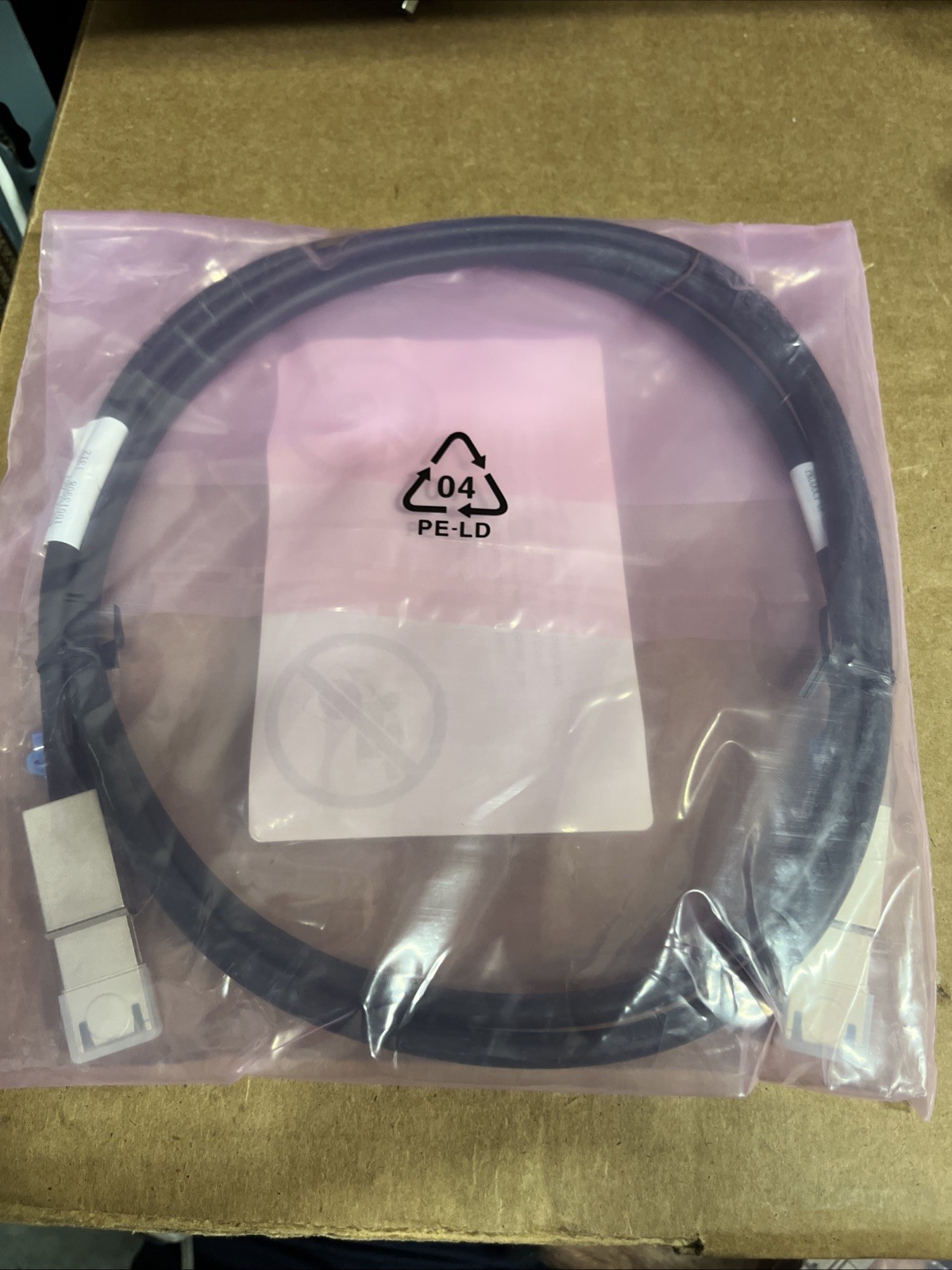 For HP 2M SFF-8088 to SFF- 8088 External Mini SAS Cable 408767-001/407344-003
