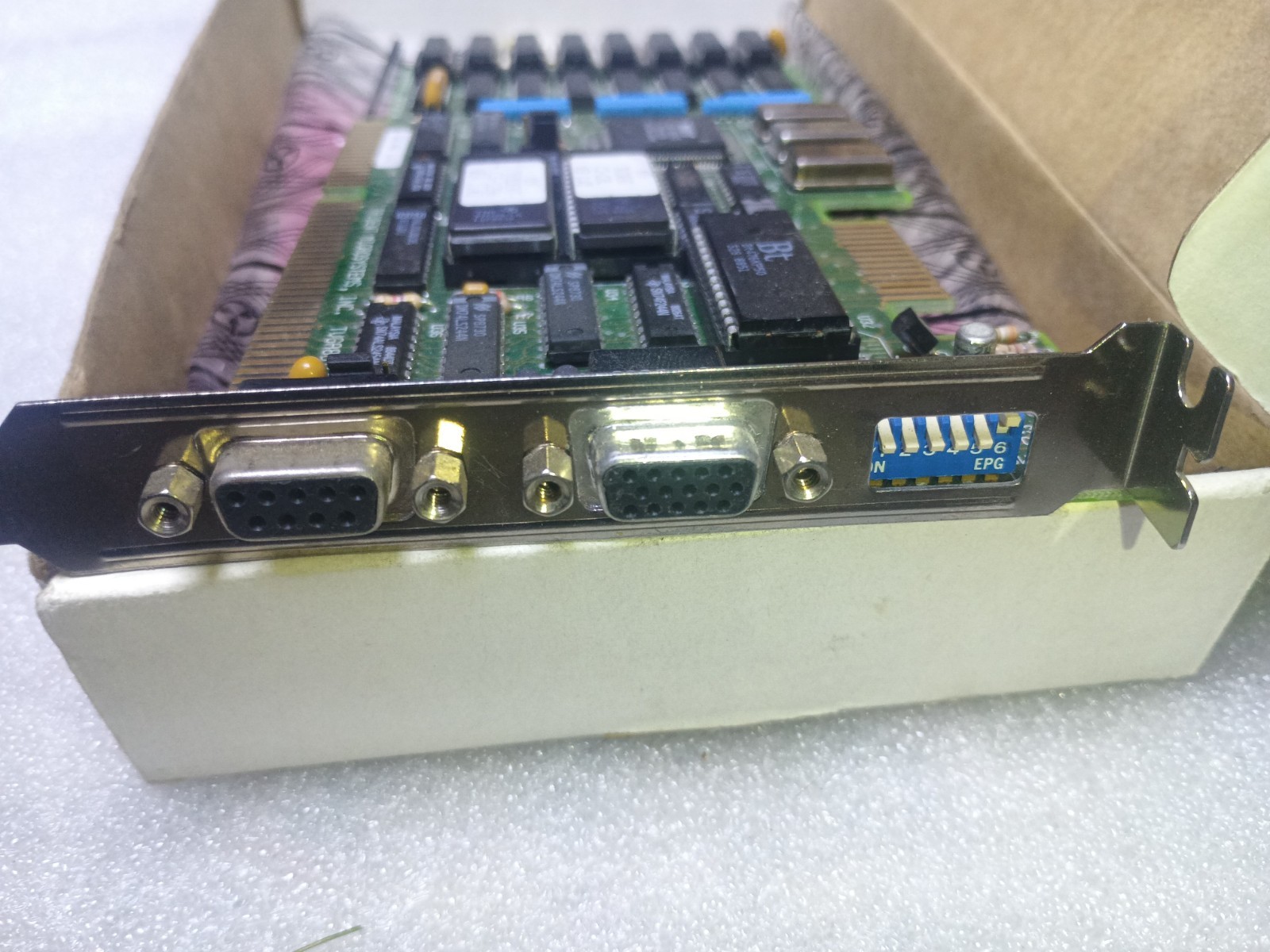  TRIDENT TVGA8816CSC2 ISA VGA  VIDEO CARD 