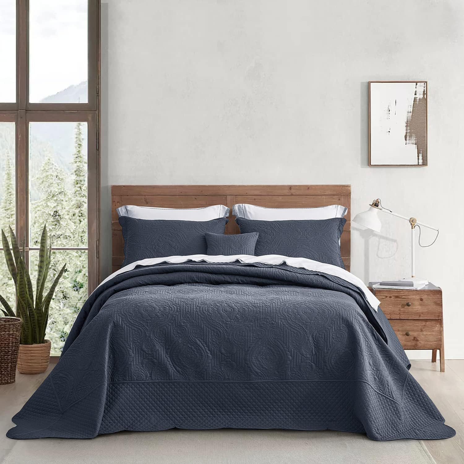 Oversized King Bedspread 138X122 Extra Wide, Ultrasonic Coverlet Bedding Set, Li