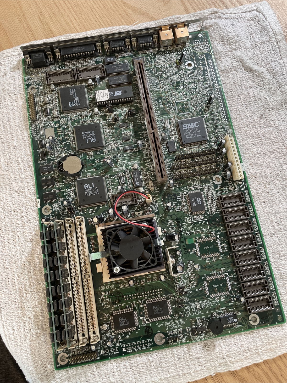Gateway Acer Optima-MT-SL Motherboard Socket 7 V50LA Intel Pentium