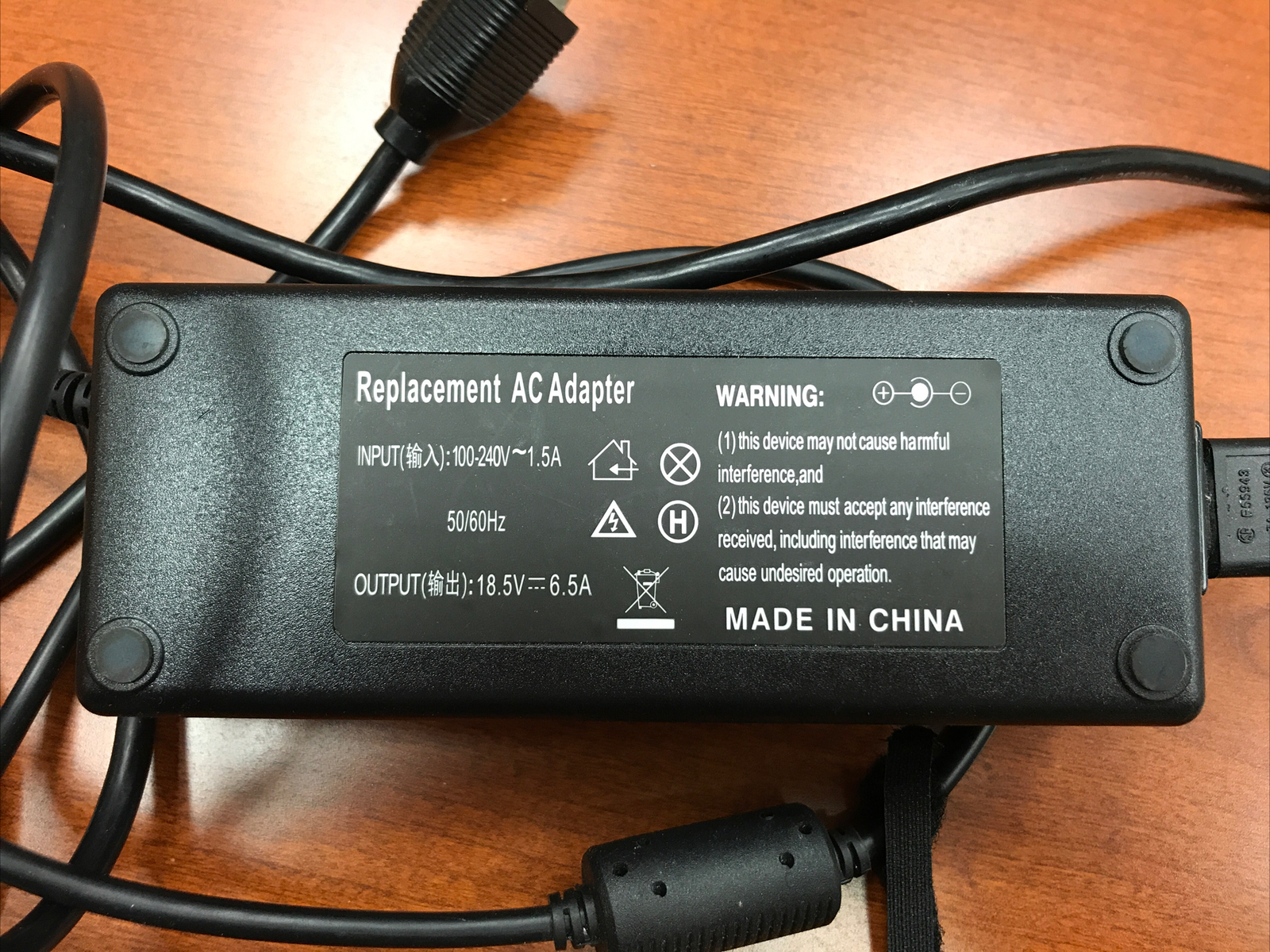 Replacement AC Adapter 120-240V, 1.5A Input, 18.5 V, 6.5 A Output