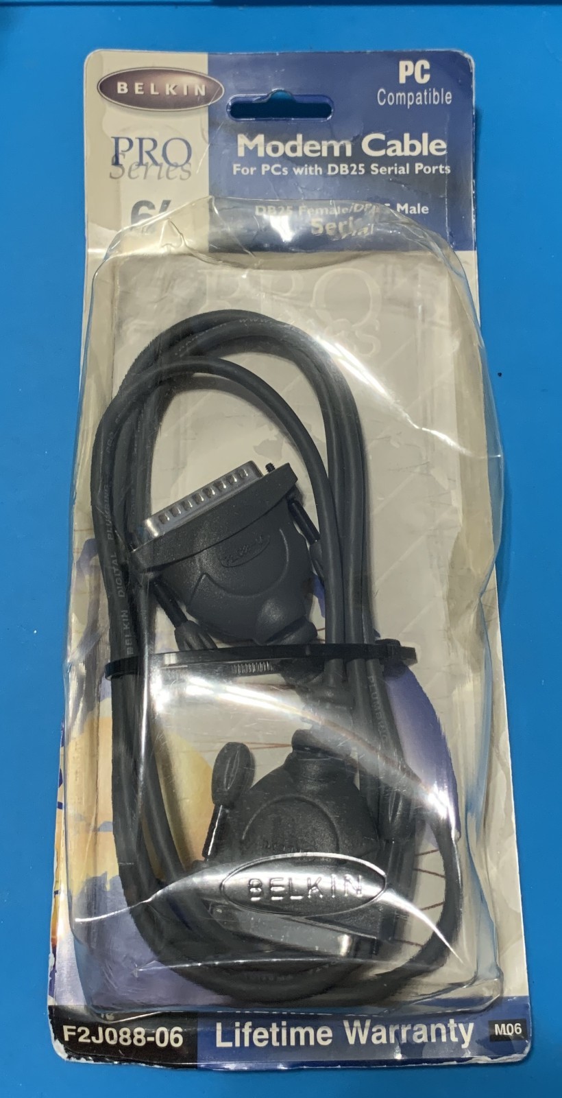Belkin Pro Series 6' Modem Cable DB25 Female/DB25 Male Serial NEW