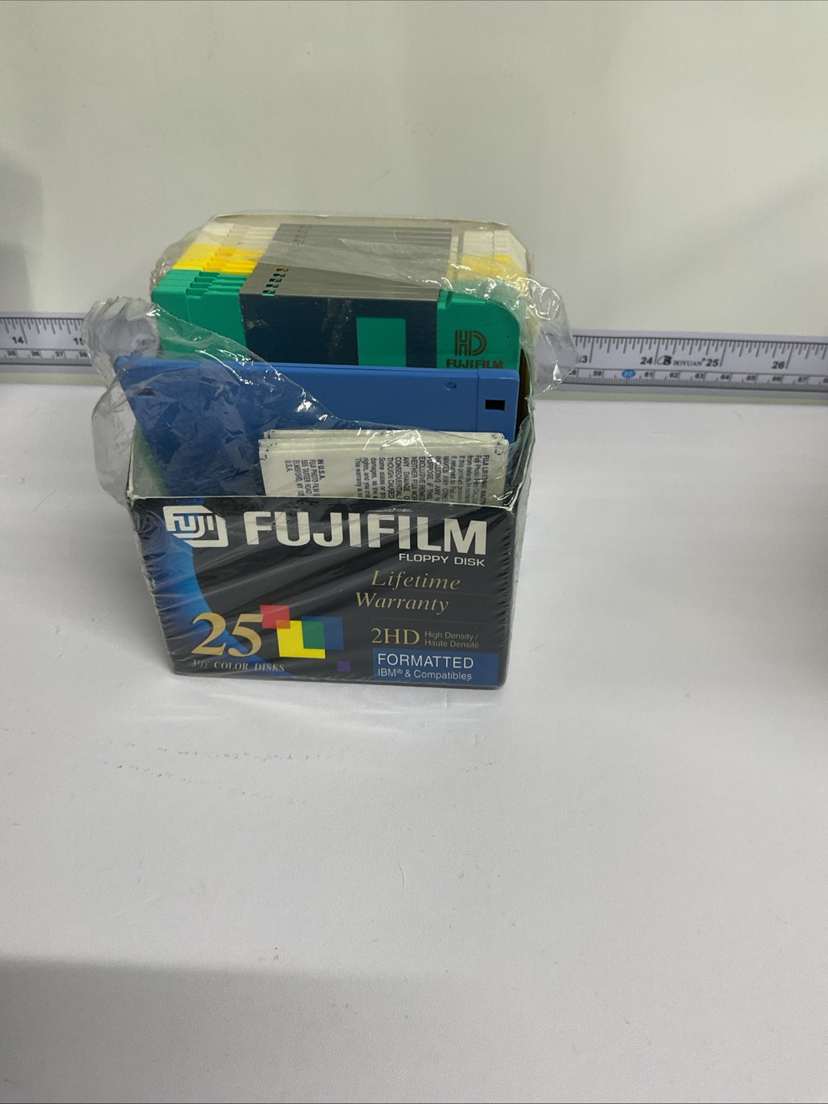 15 Fujifilm 3.5 Inch 1.44 MB Diskettes - Open